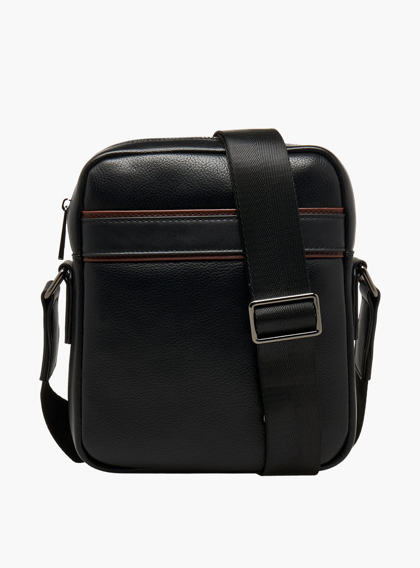 شنطة كروس بودي بحزام قابل للتعديل للرجال من دوتشيني-travel-accessories-image-1