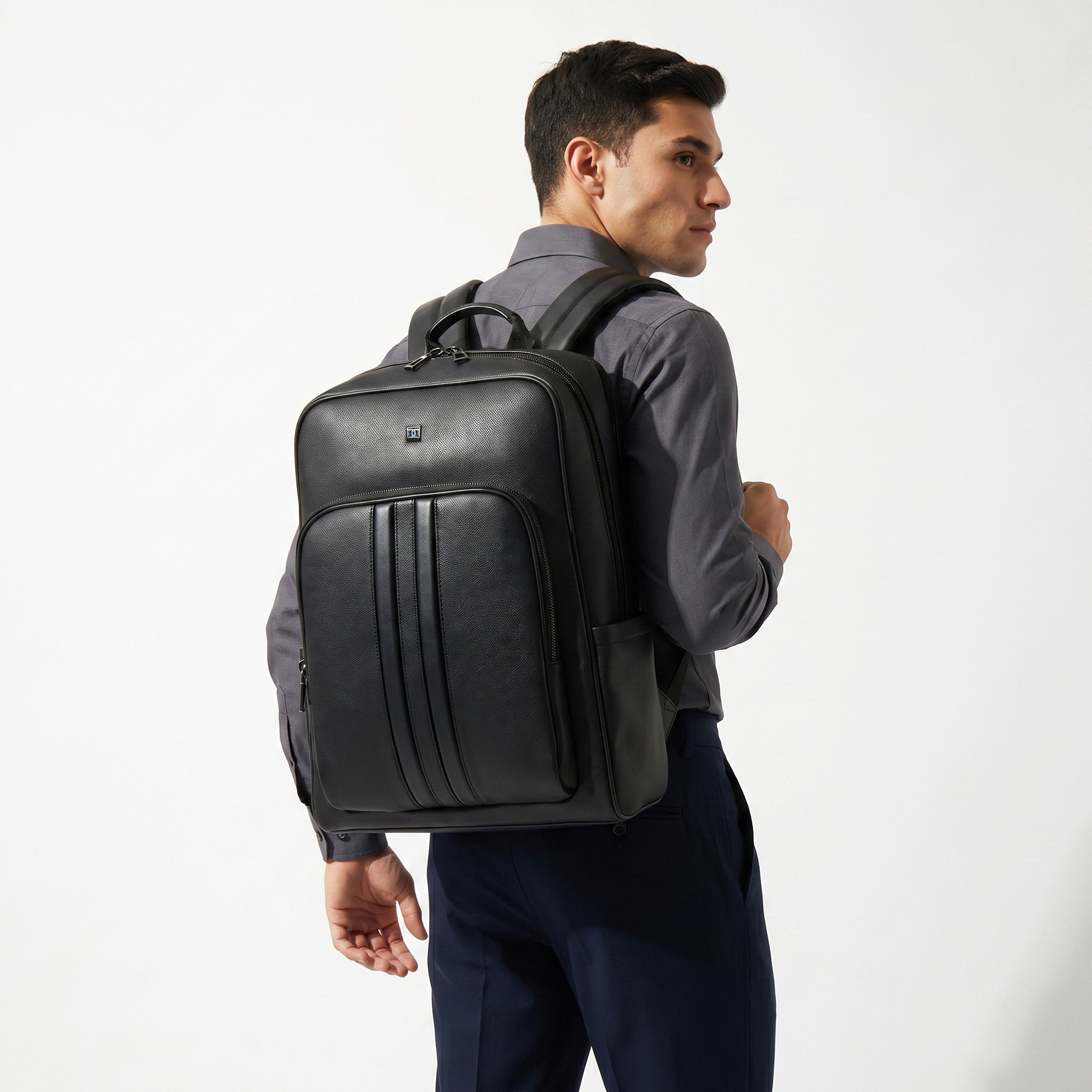شنطة ظهر بحمالات قابلة للتعديل للرجال من دوتشيني-men-bags-image-2