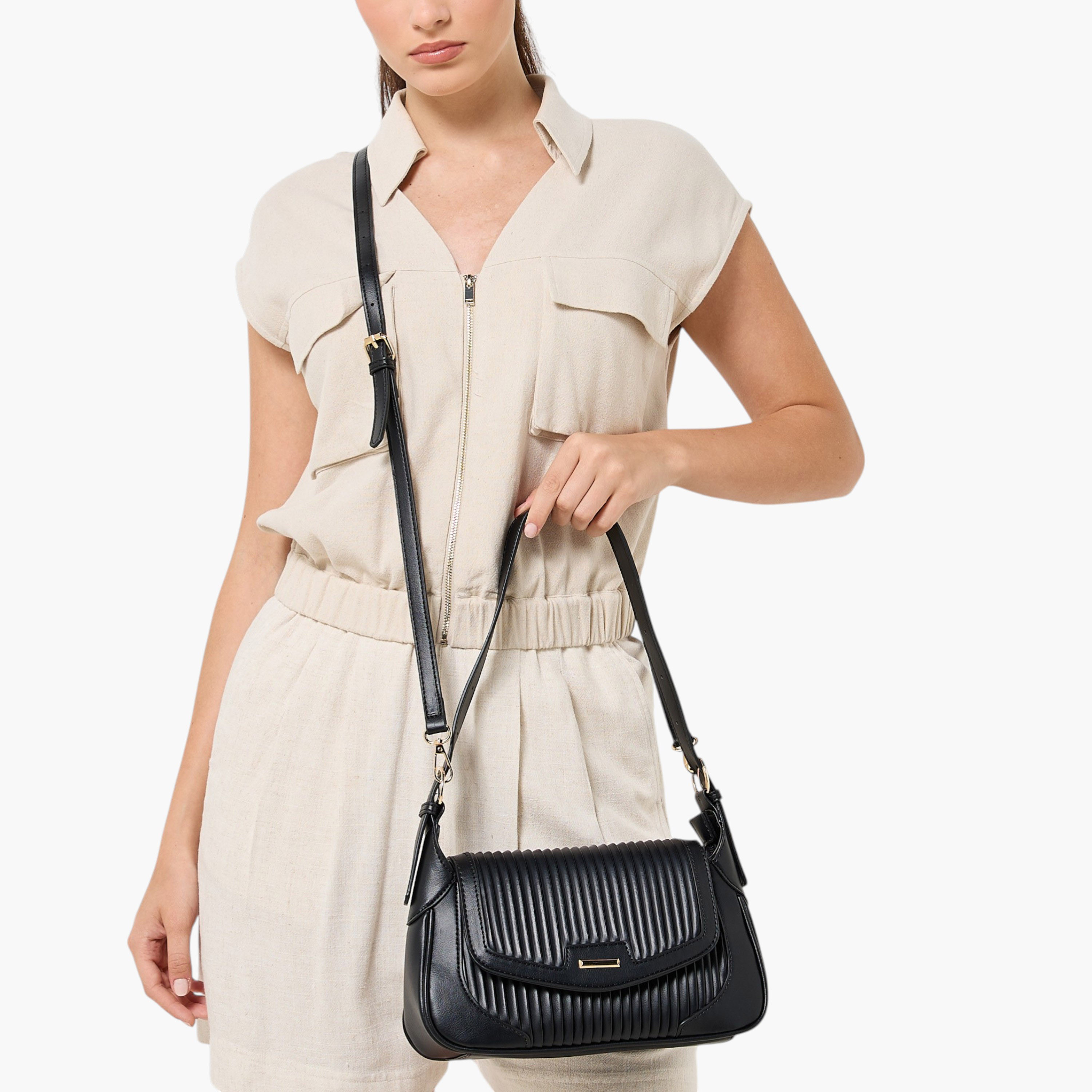 شنطة كروس بودس بحزام قابل للفصل وثنيات من أدور-women-bagsandwallets-handbags-image-8