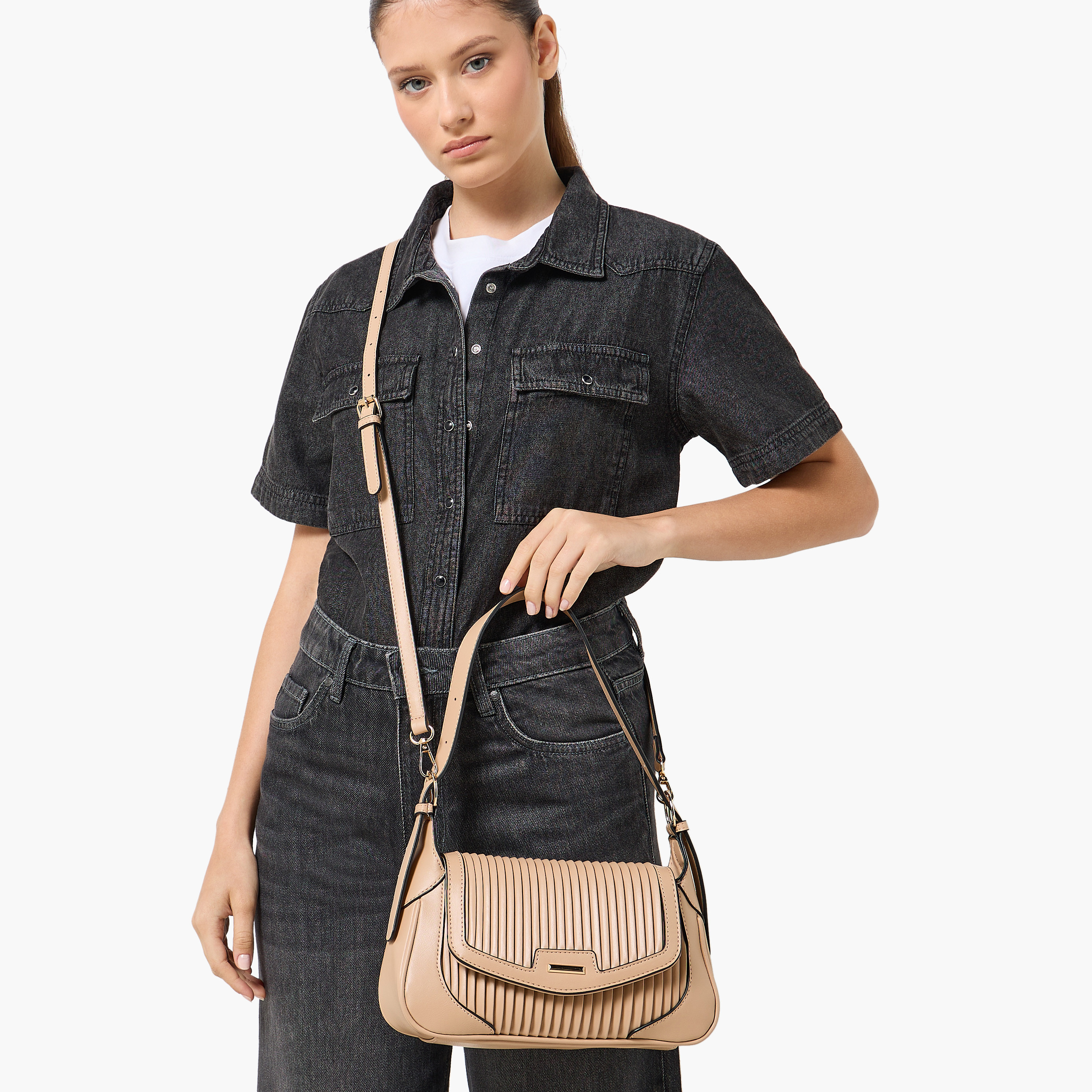 شنطة كروس بودس بحزام قابل للفصل وثنيات من أدور-women-bagsandwallets-handbags-image-8