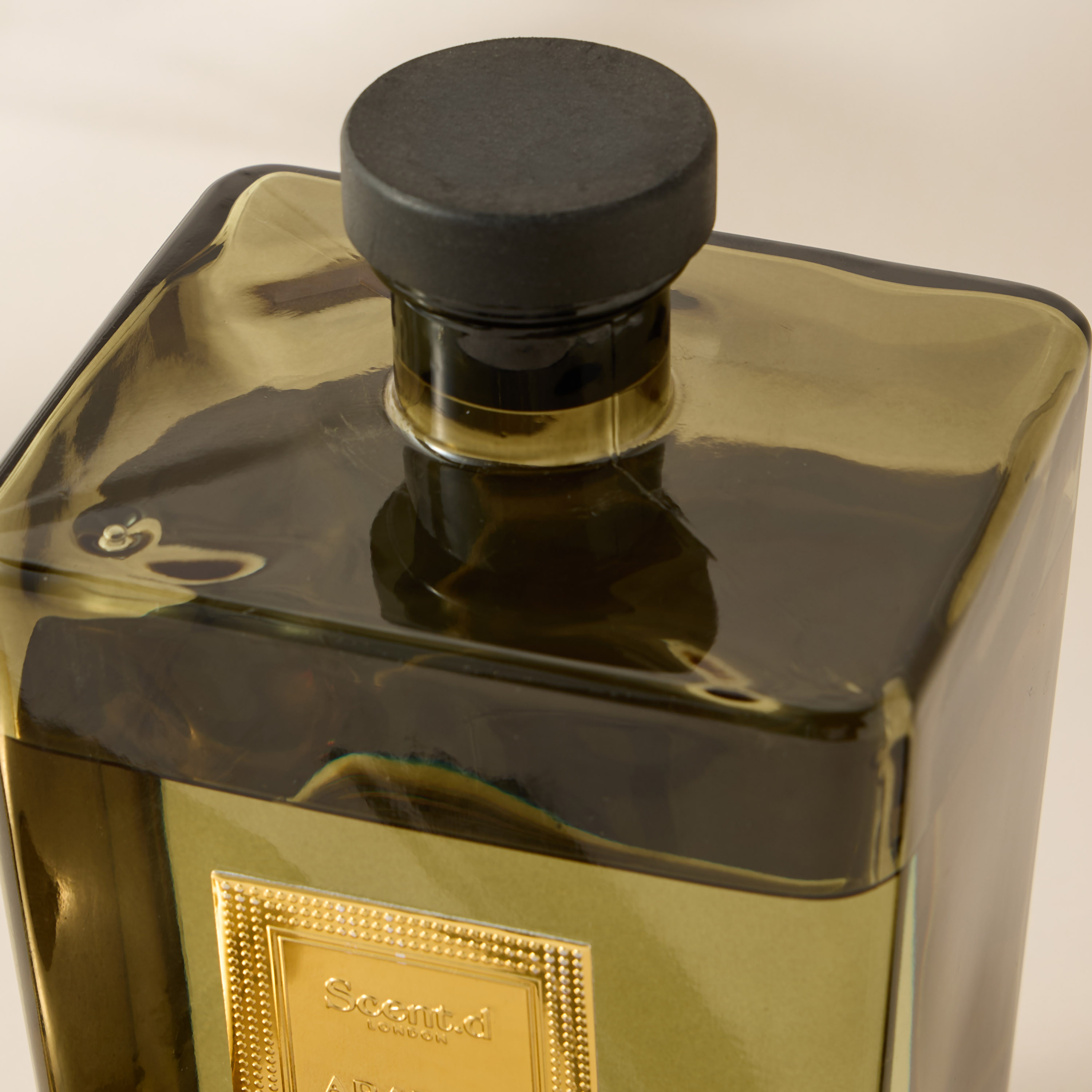 Scent.d London Maison Essence Arabian Bloom Reed Diffuser - 1 L-household-homefragrance-reeddiffusers-image-4