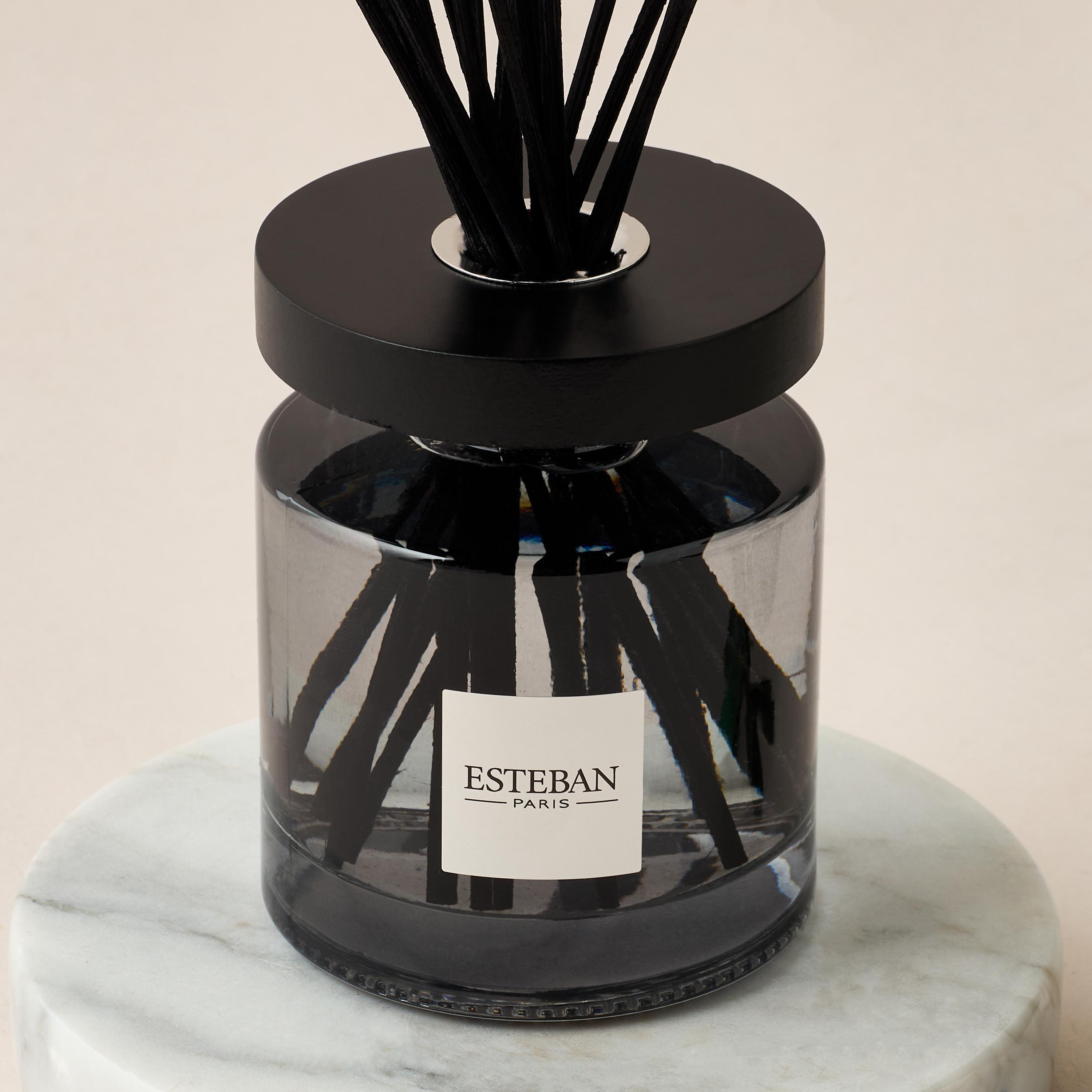 طقم موزّع عطور بأعواد سيدر من إستيبان – 200 مل-household-homefragrance-reeddiffusers-image-3