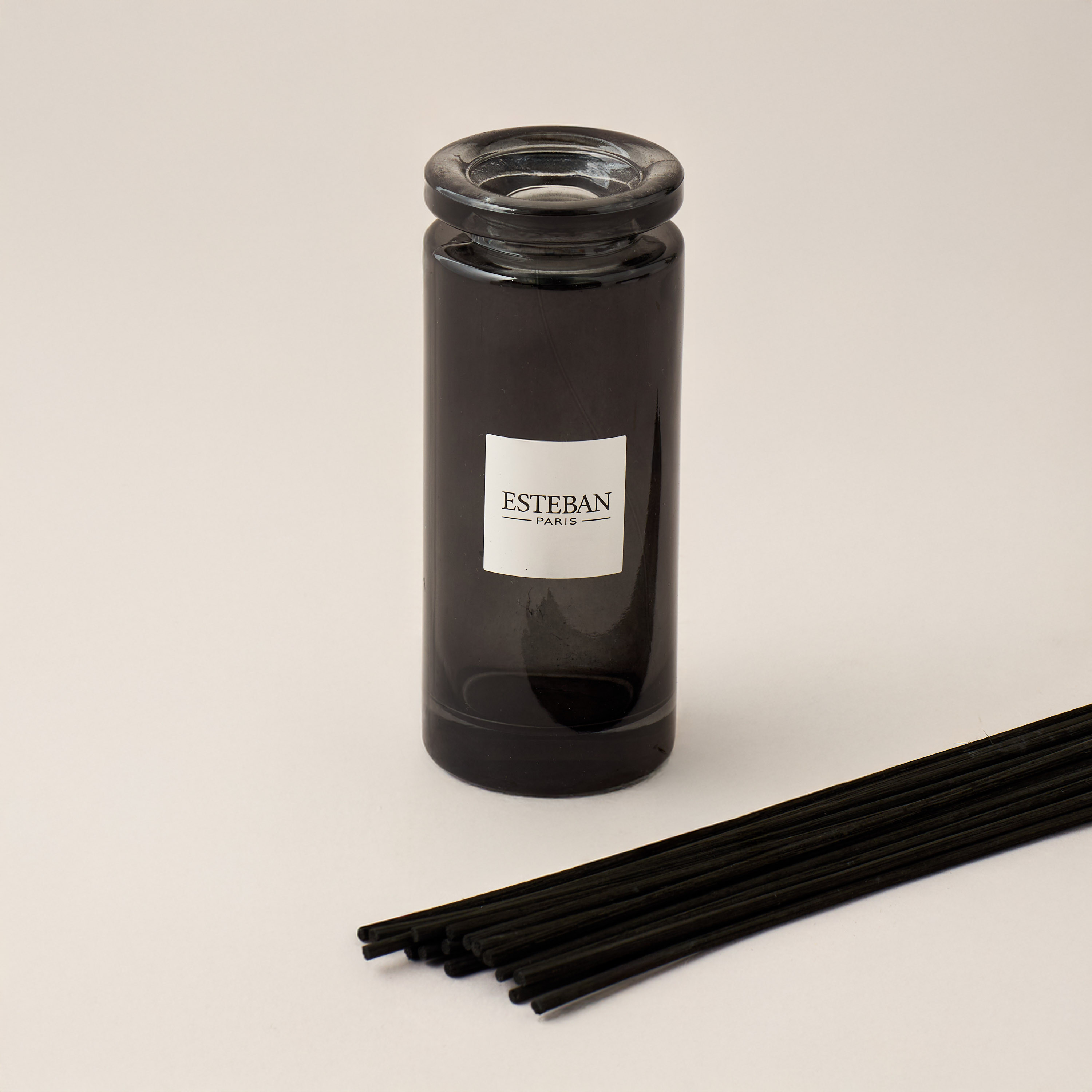 باقة عطرية قابلة لإعادة التعبئة أريس كشمير من إستيبان باريس - 100 مل-household-homefragrance-reeddiffusers-image-2