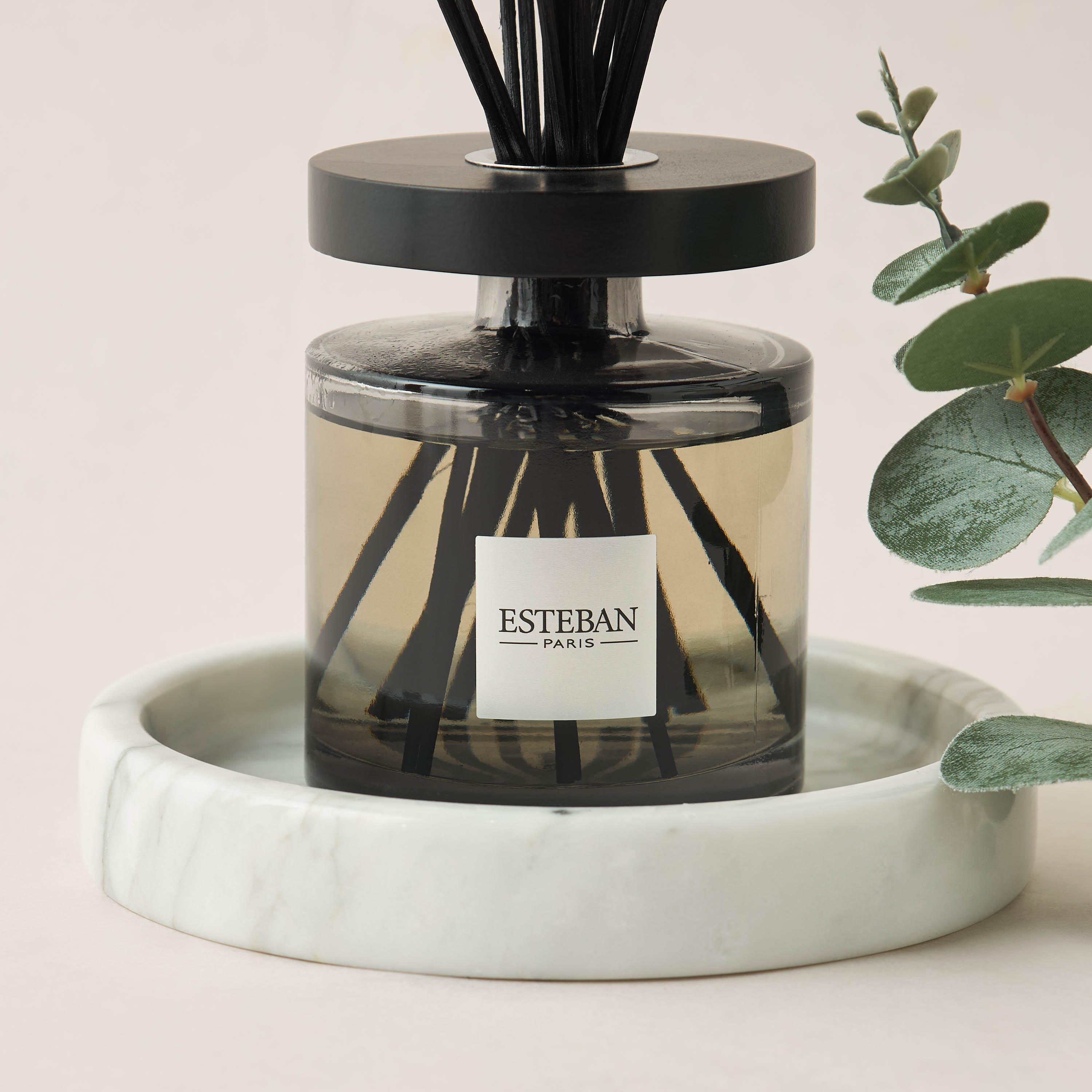 موزع عطور بالأعواد برائحة ليجاند دو أوريان من إستيبان – 200 مل-household-homefragrance-reeddiffusers-image-2