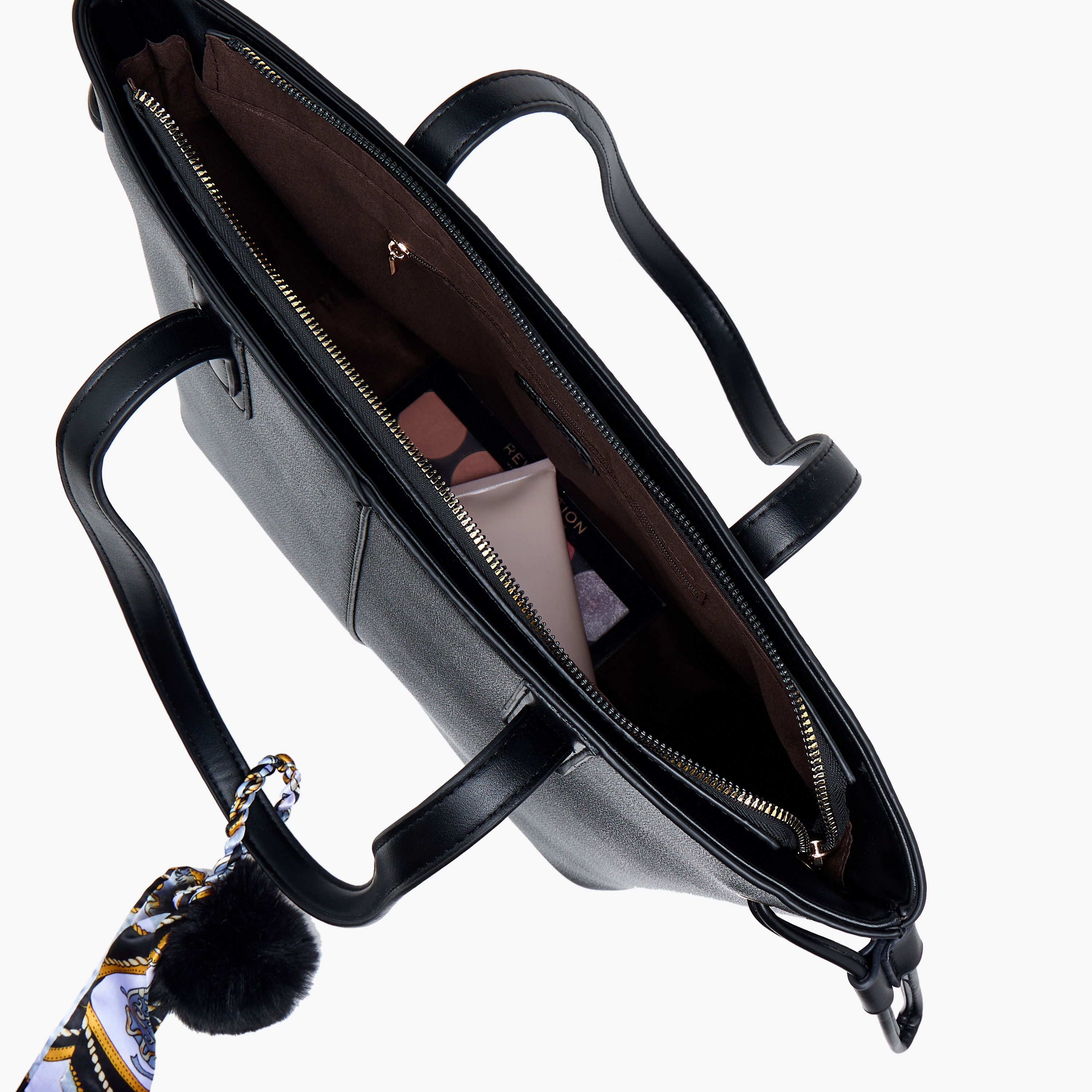شنطة توتي بتفاصيل وشاح وزينة بوم بوم من أدور توم-women-bagsandwallets-handbags-image-8