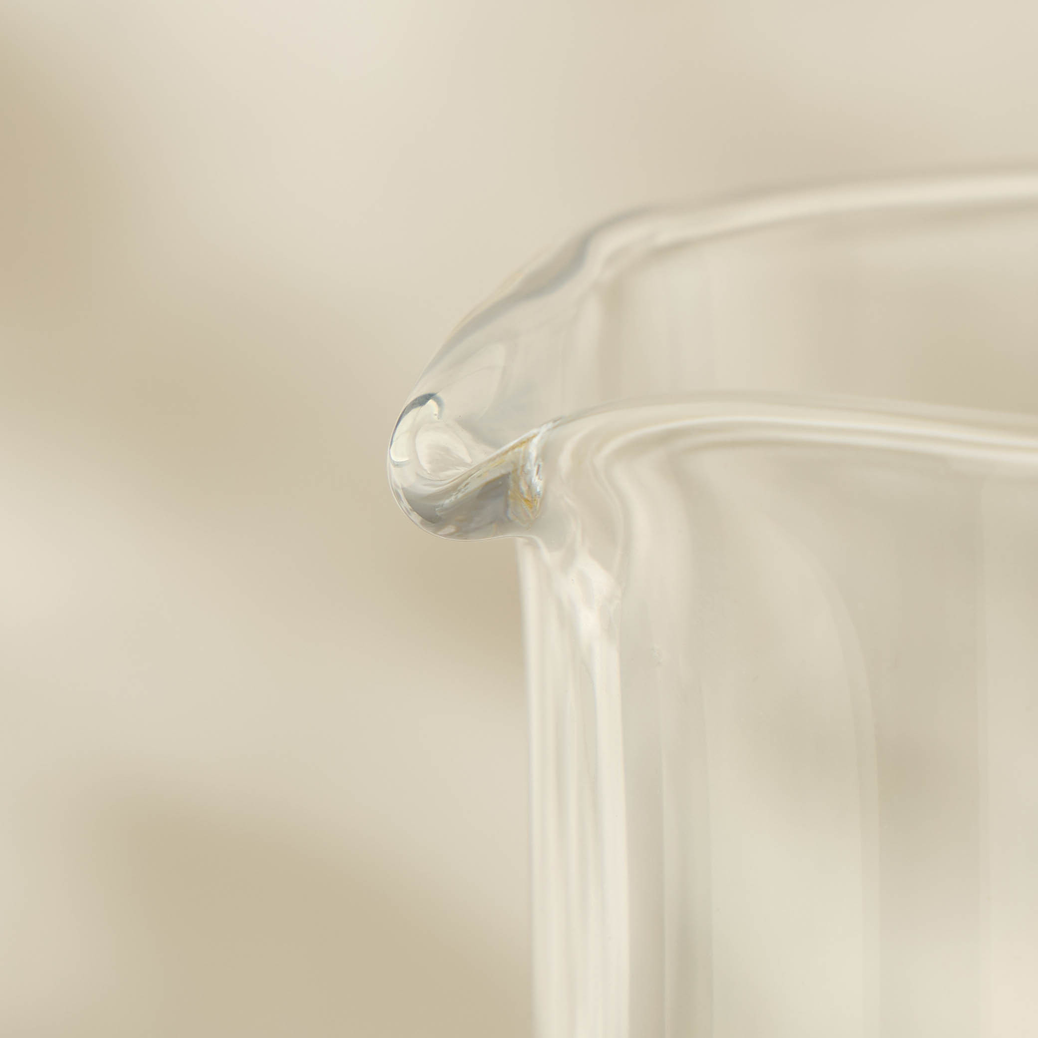 Lemon Accent Glass Pitcher- 1000 ml-household-dining-drinkserveware-jugsdecantersandcarafes-image-4