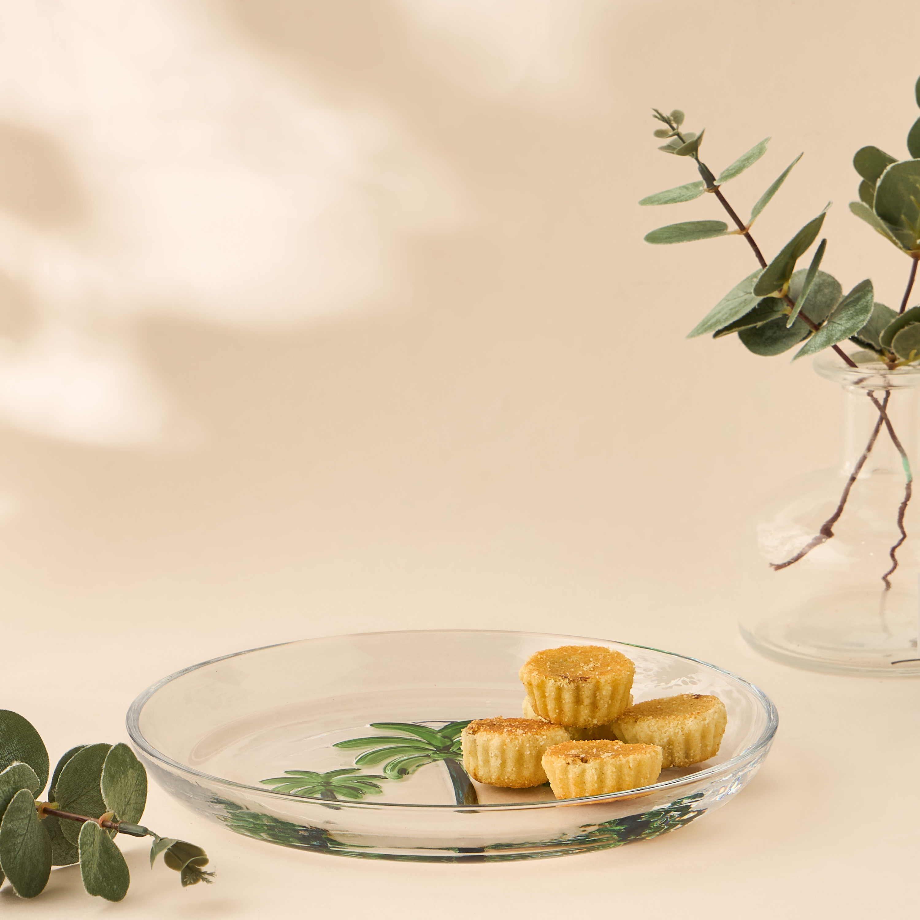 Palm Tree Debossed Glass Plate - 21x2 cms-household-dining-dinnerware-plates-image-4