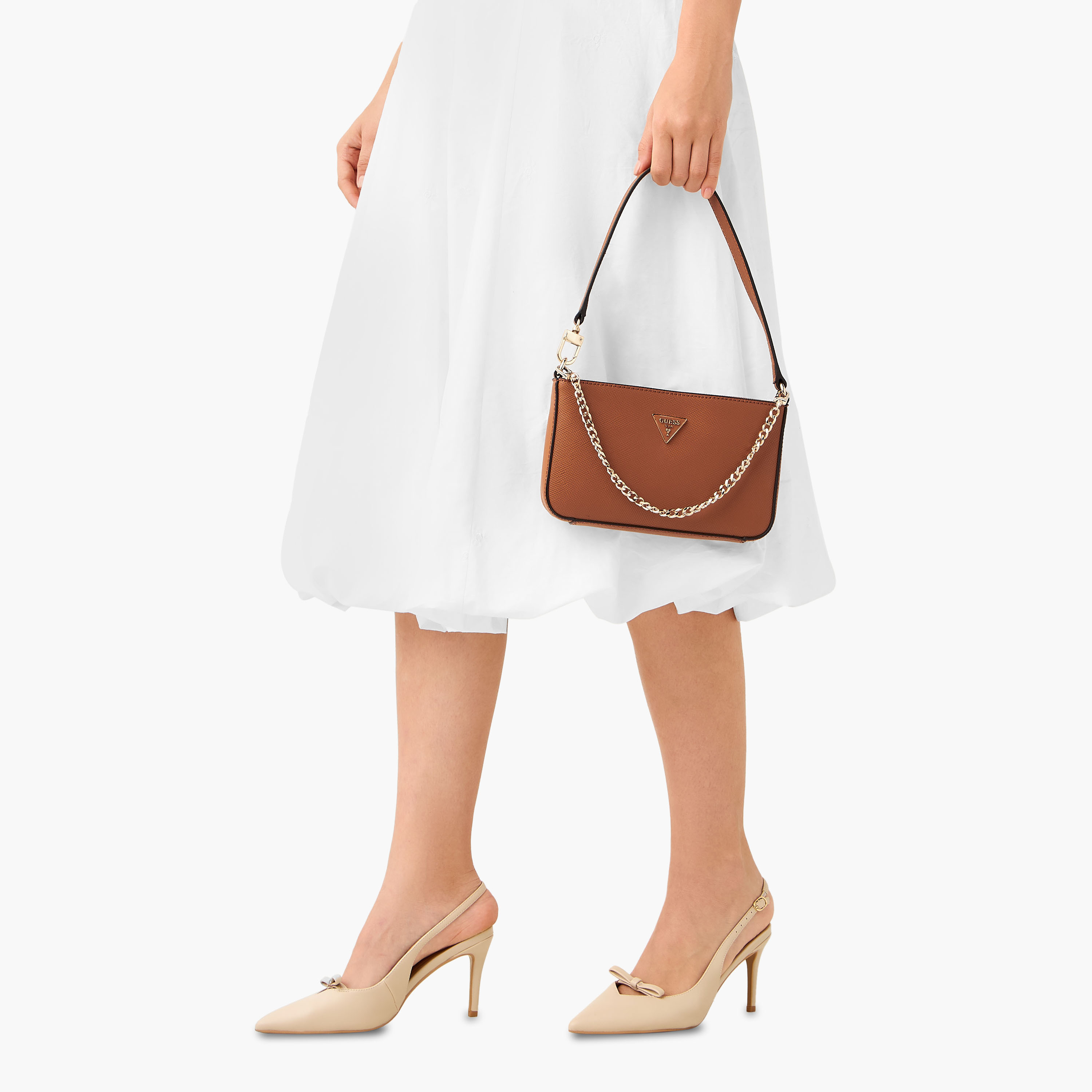 شنطة كتف بارزة الملمس بتفاصيل سلسلة نويل II من جيس-women-bagsandwallets-handbags-image-2