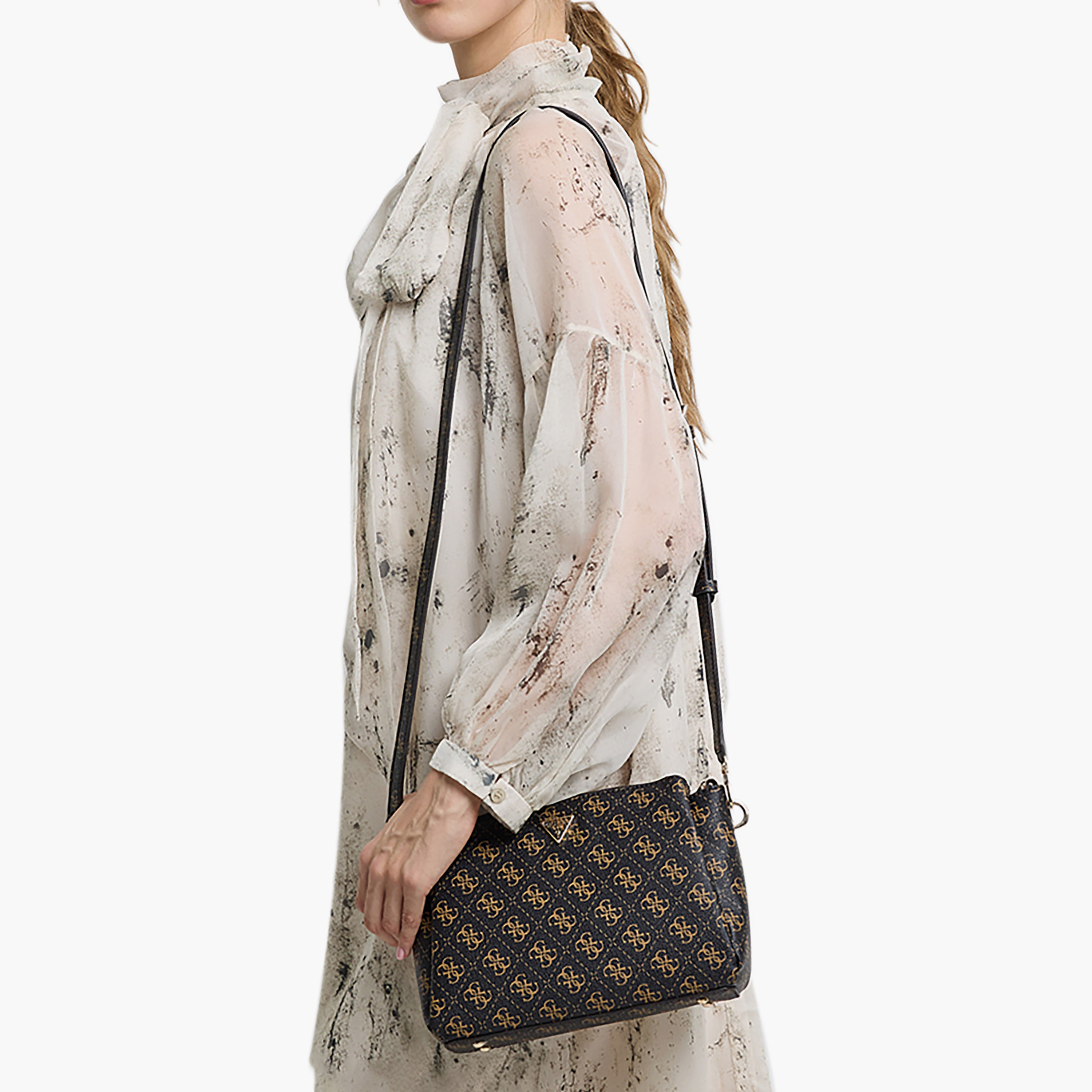 حقيبة كروس بودي Guess نويل II بنقش المونوغرام مع إغلاق بسحاب وحزام قابل للتعديل-women-bagsandwallets-handbags-image-6
