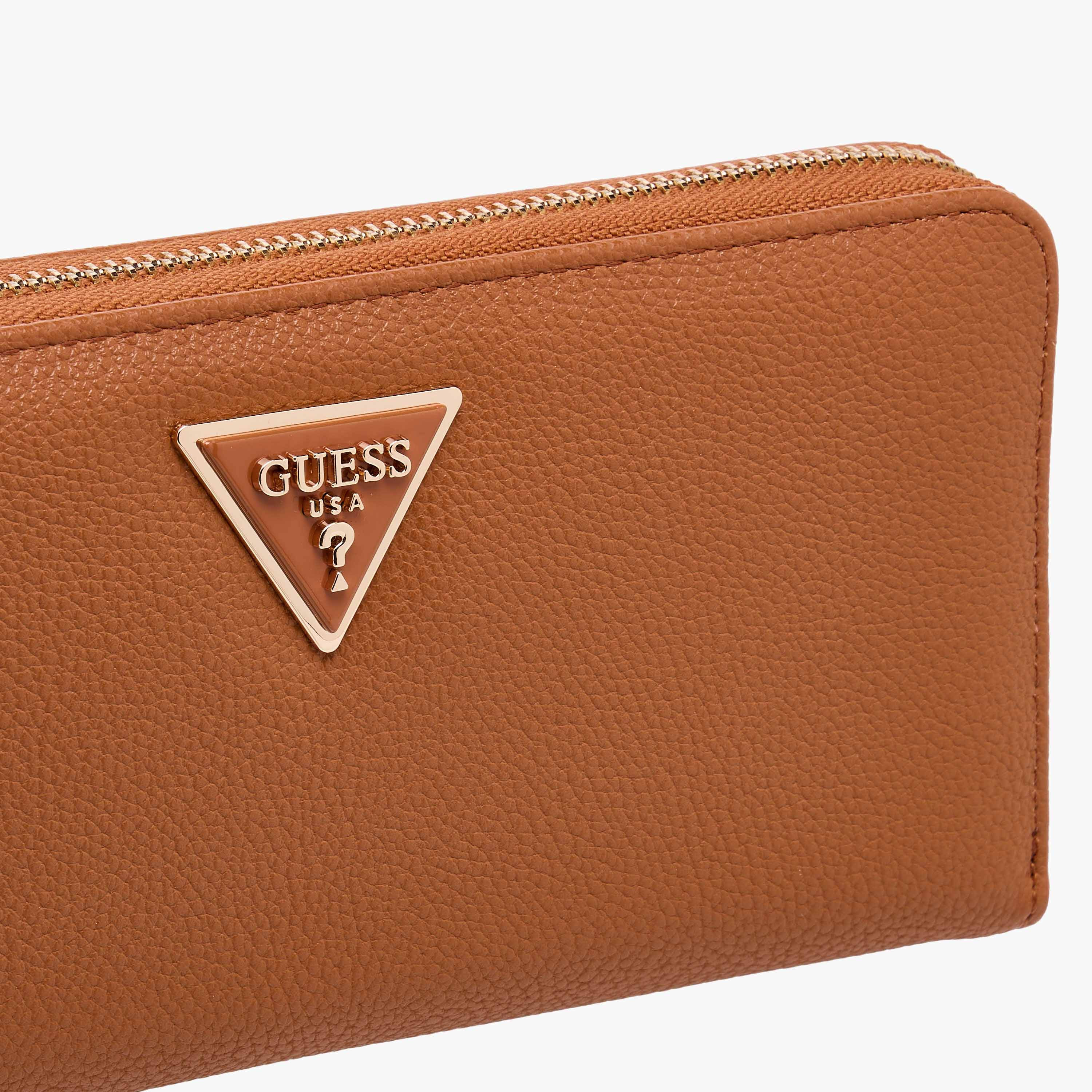 محفظة بارزة الملمس بحزام معصم لوريل من جيس-women-bagsandwallets-wallets-image-3