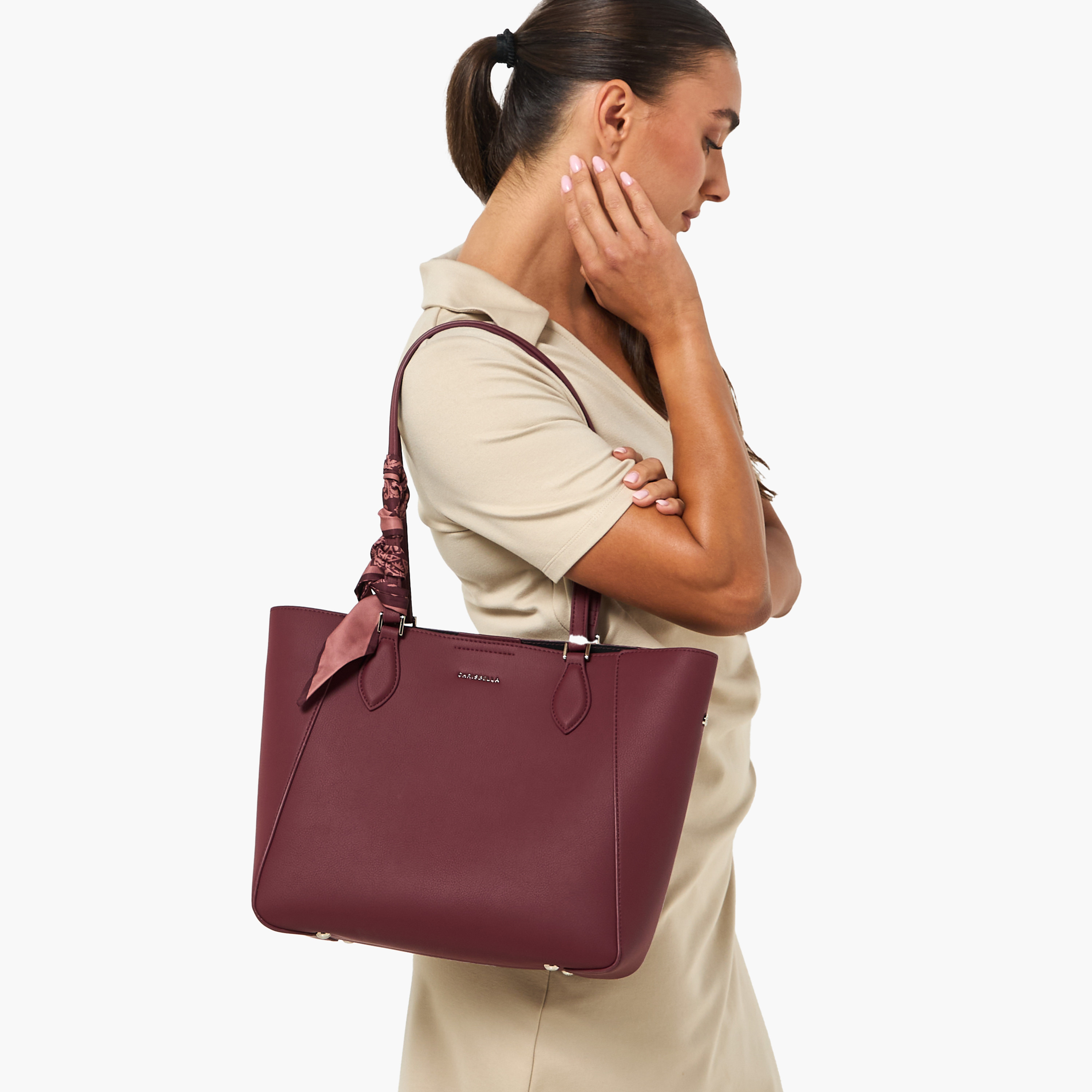 شنطة توتي بتفاصيل وشاح مع محفظة من كريسبيلا-women-bagsandwallets-handbags-image-2