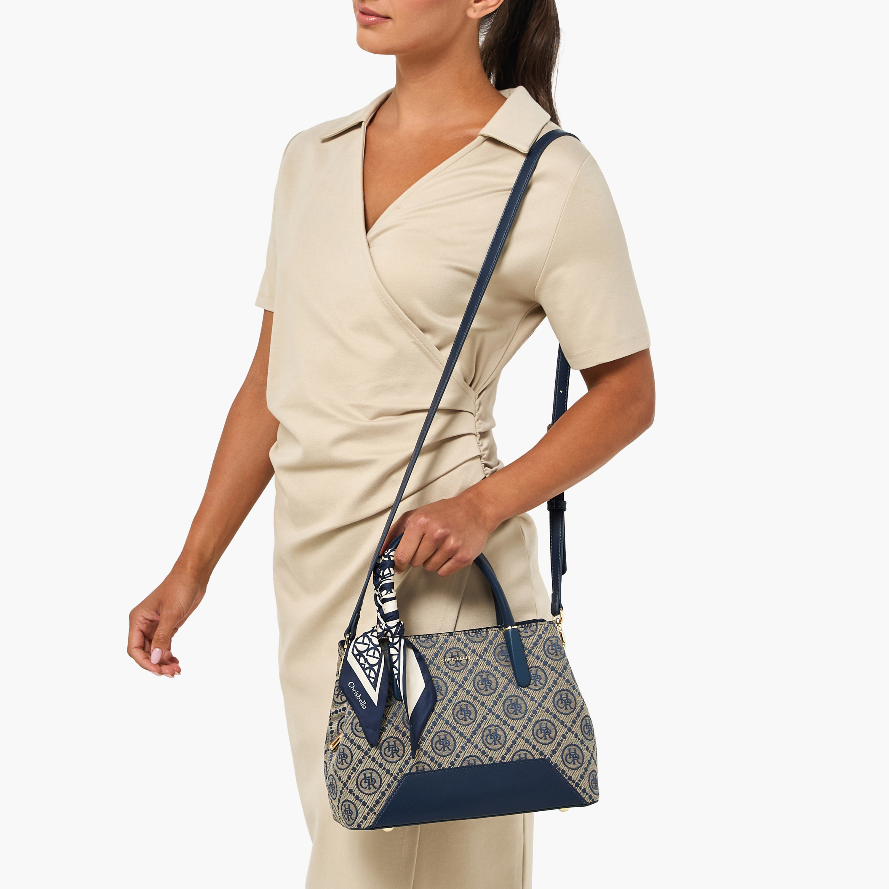 شنطة كروس بودي بطبعات مونوجرام مع محفظة عملات معدنية من كريسبيلا-women-bagsandwallets-handbags-image-2