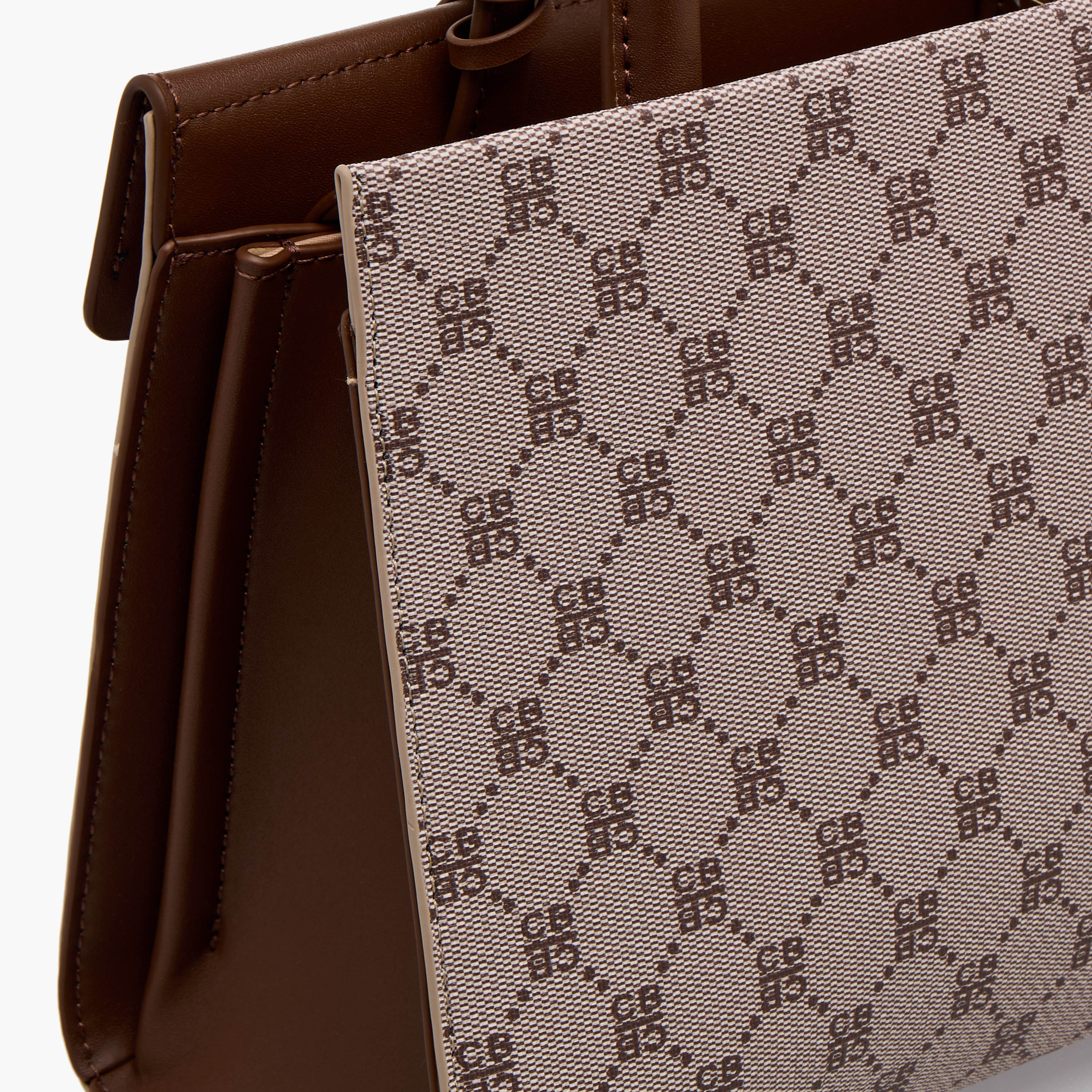 شنطة كروس بودي بطبعات مونوجرام مع محفظة من كريسبيلا-women-bagsandwallets-handbags-image-7