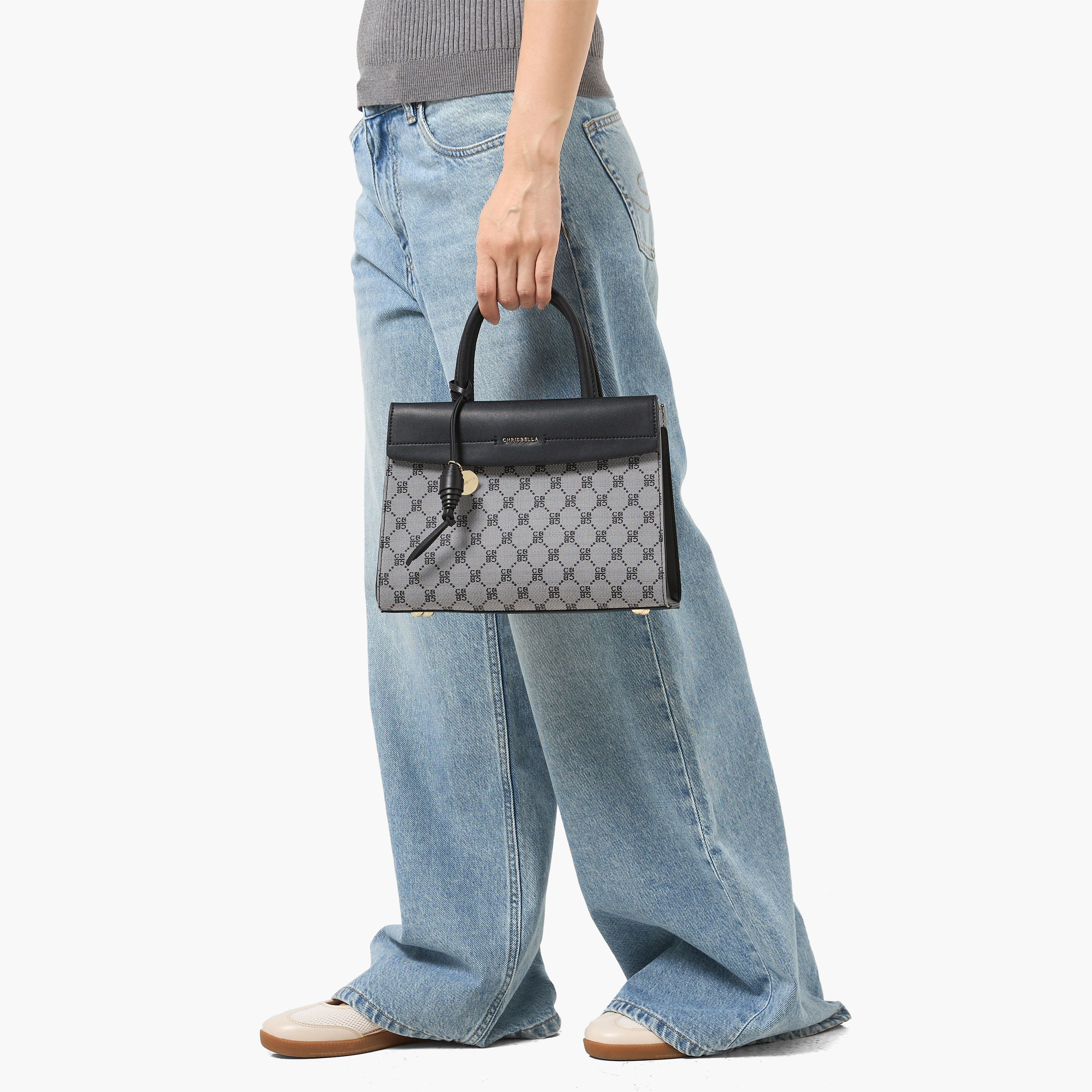 شنطة كروس بودي بطبعات مونوجرام مع محفظة من كريسبيلا-women-bagsandwallets-handbags-image-10