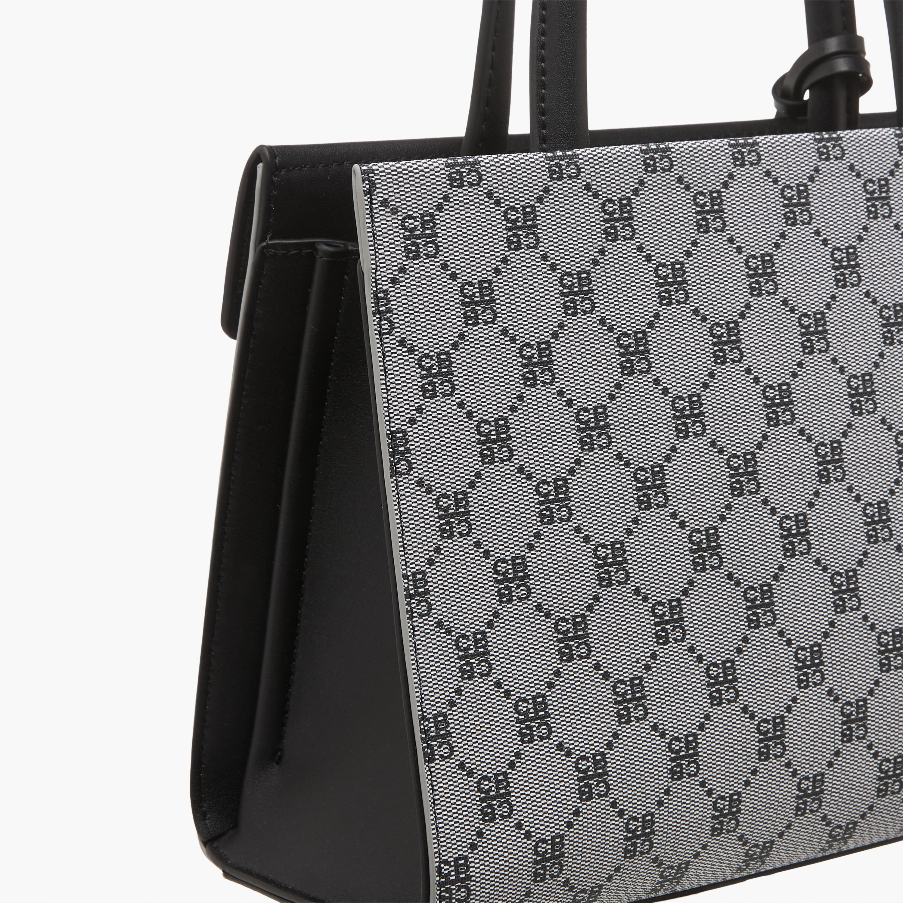 شنطة كروس بودي بطبعات مونوجرام مع محفظة من كريسبيلا-women-bagsandwallets-handbags-image-8
