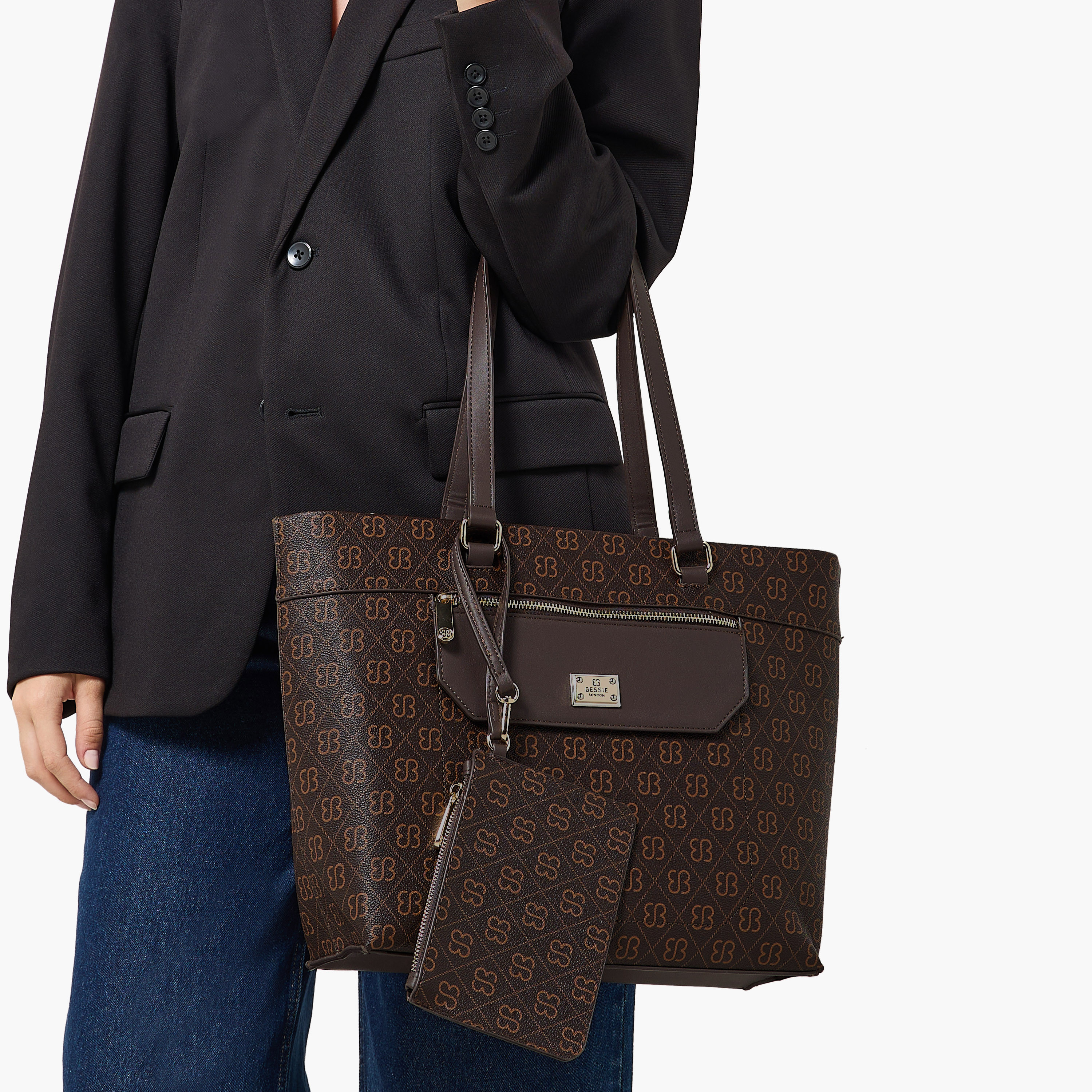 شنطة كروس بودي مربعات بحزتم قابل للفصل من بيسي لندن-women-bagsandwallets-handbags-image-2