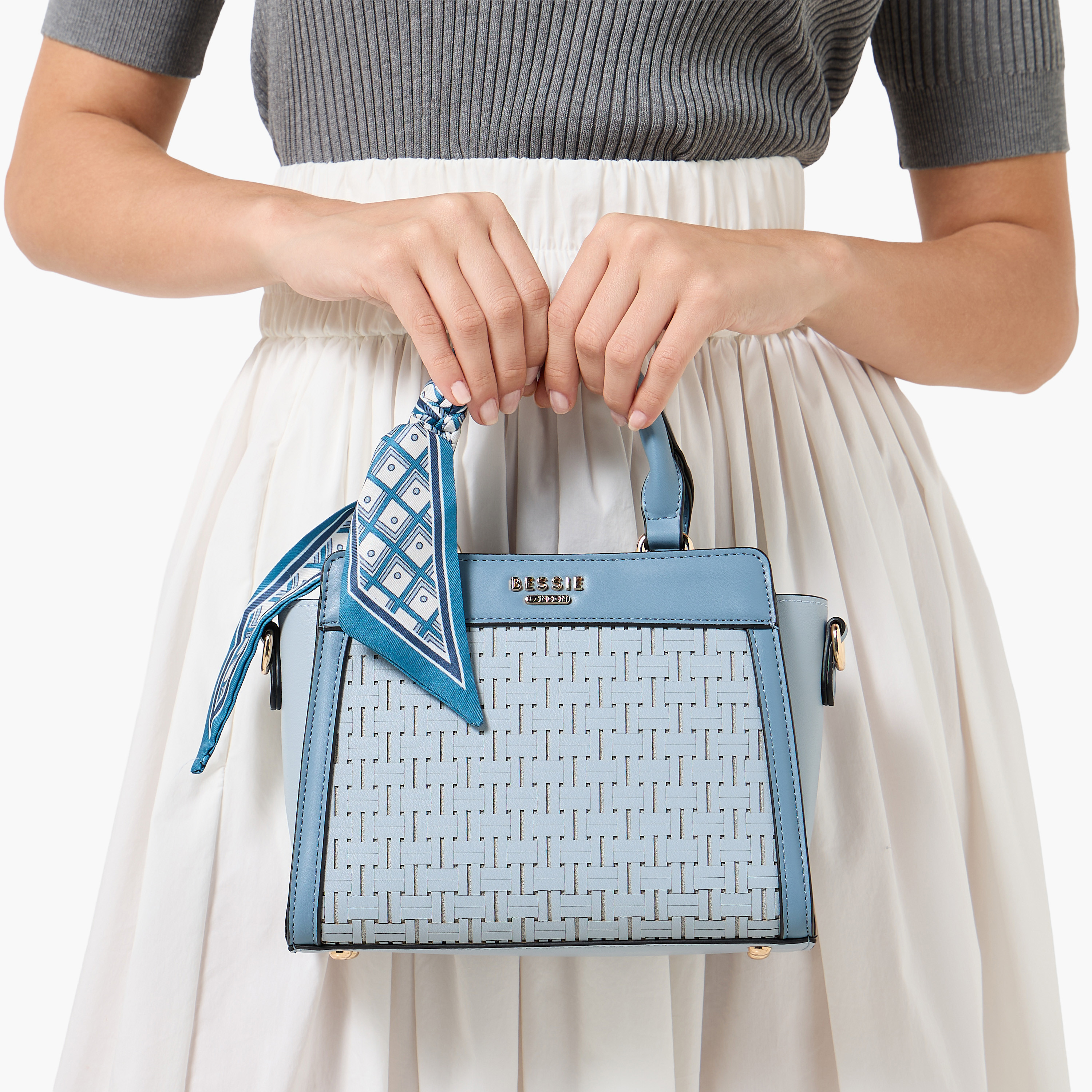 شنطة كروس بودي بزينة وشاح وحزام قابل للفصل من بيسي لندن-women-bagsandwallets-handbags-image-2