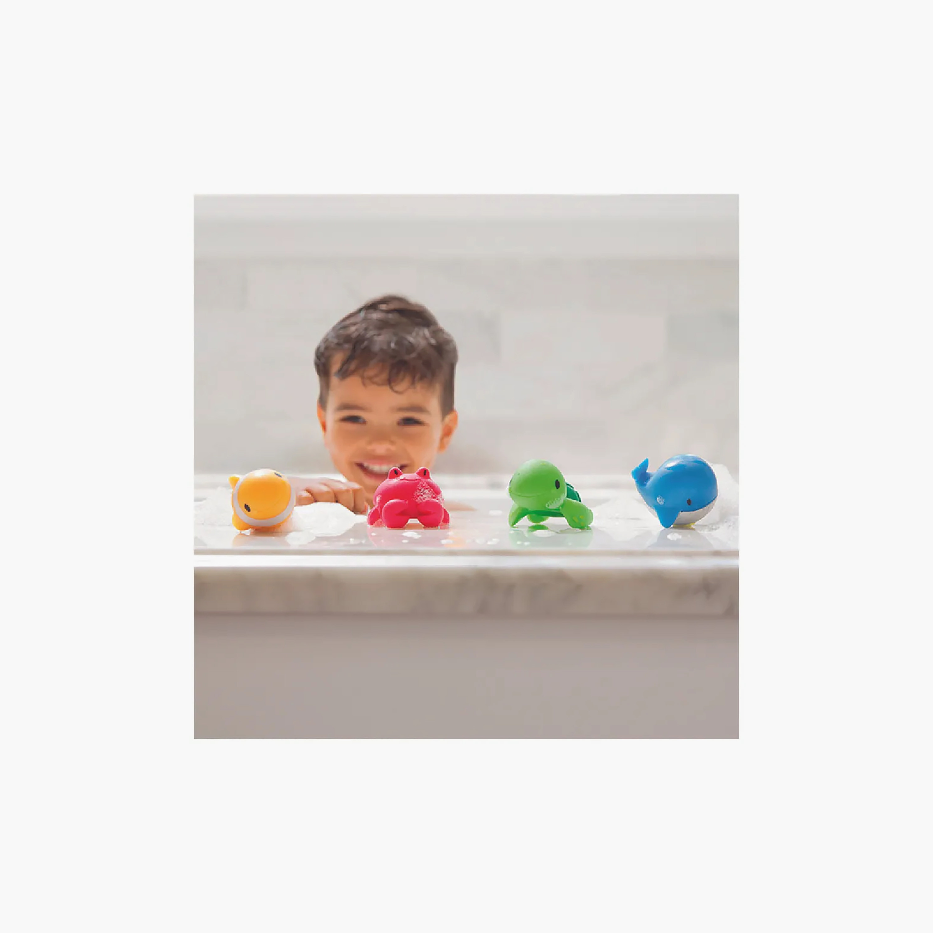 طقم ألعاب حمام بطبعات بحرية 4 قطع من مانشكين-beautyandpersonalcare-babycare-bathaccessories-image-2