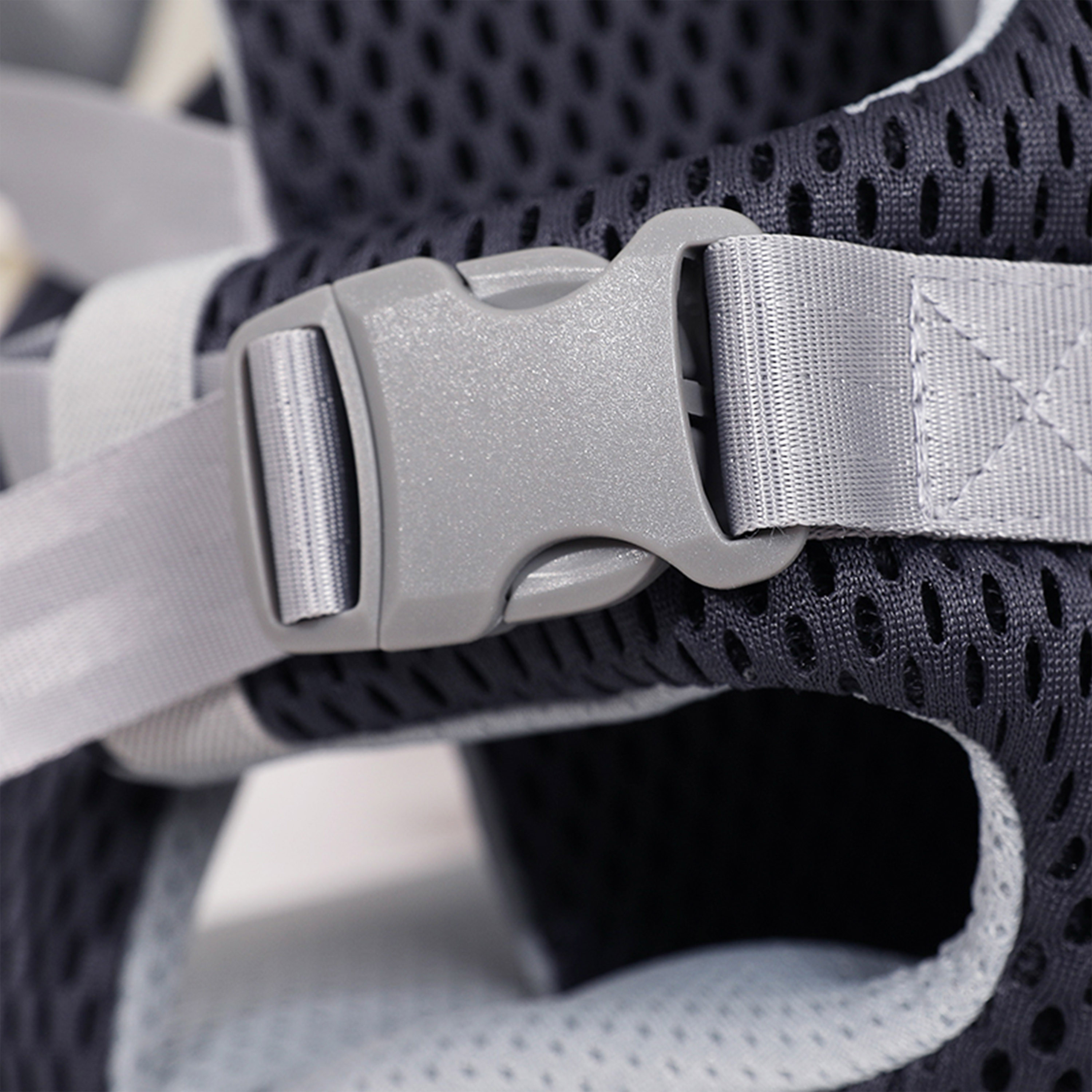 Nini Nordic Air Baby Carrier with Easy Wipe Bib-baby-gear-babycarriers-image-12