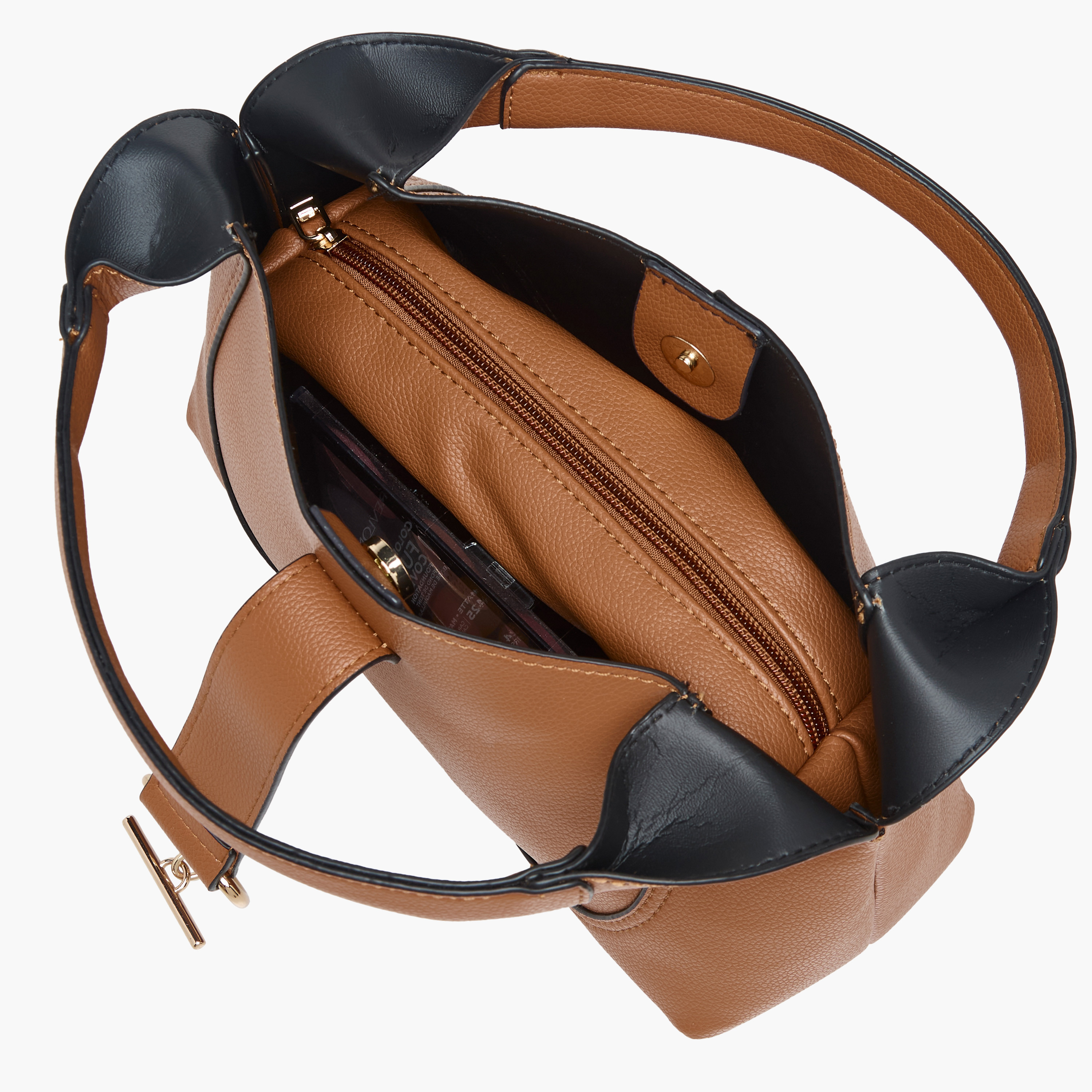 شنطة هوبو بارزة الملمس مع شنطة صغيرة من ساشا توم-women-bagsandwallets-handbags-image-10