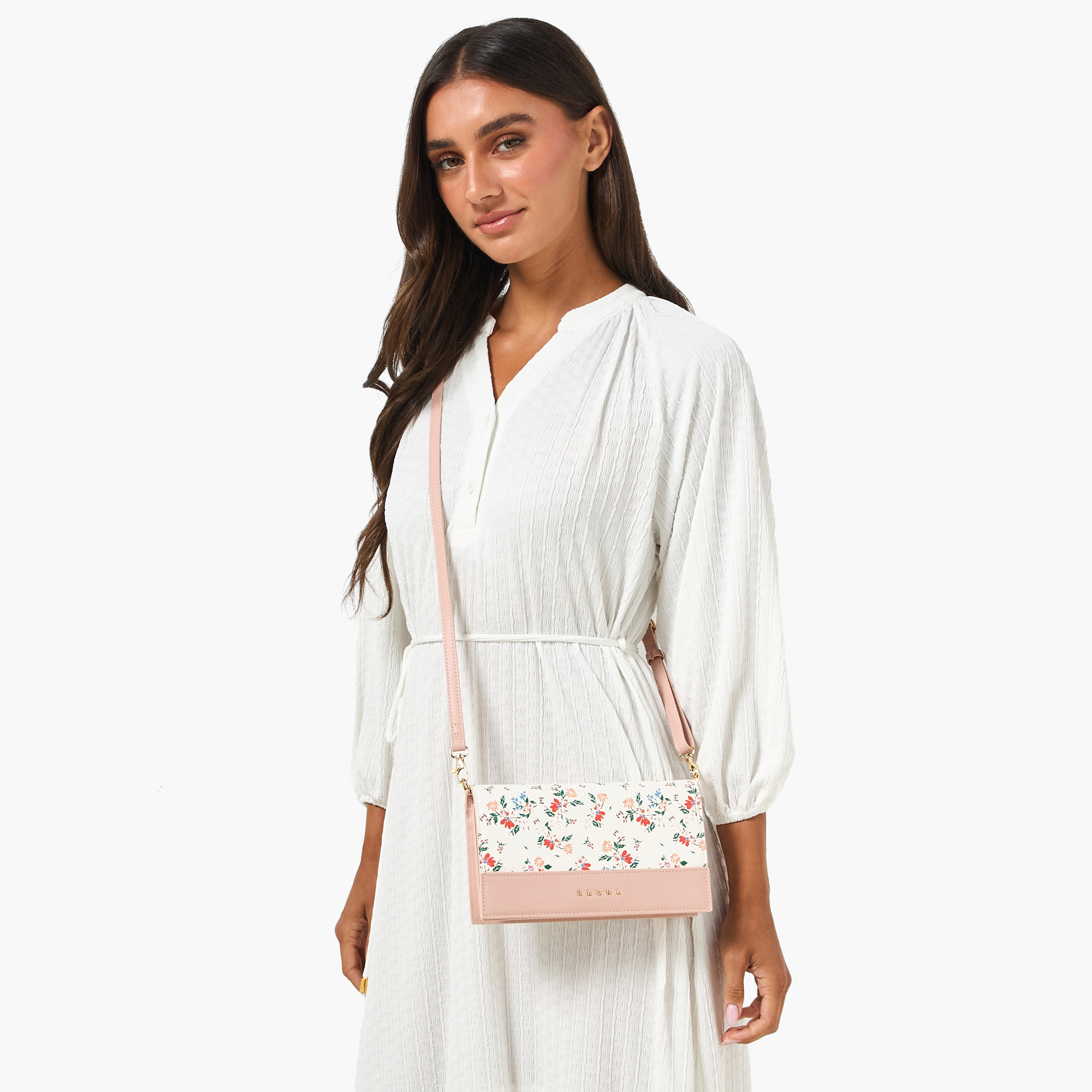 شنطة كروس بودي بطبعات زهور وإغلاق مغناطيسي من ساشا كود-women-bagsandwallets-handbags-image-2