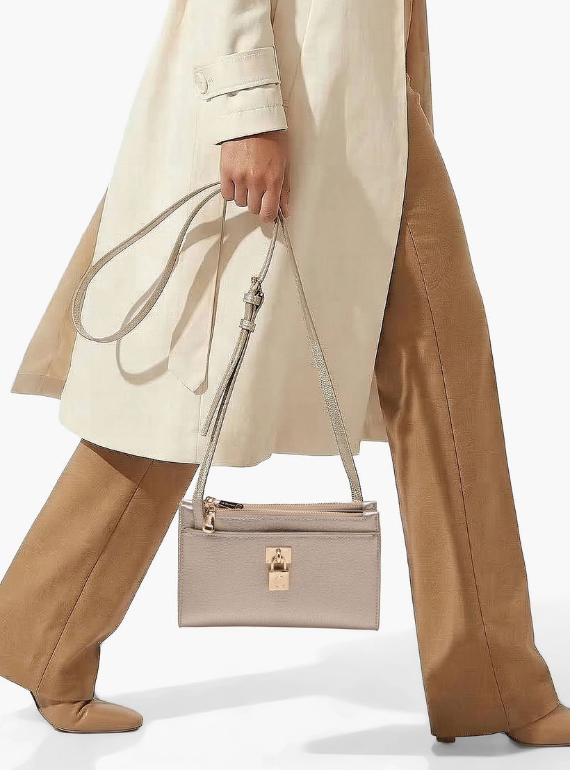 شنطة كروس بودي بارزة الملمس بزينة قفل من لو كونفورت-women-bagsandwallets-handbags-image-2