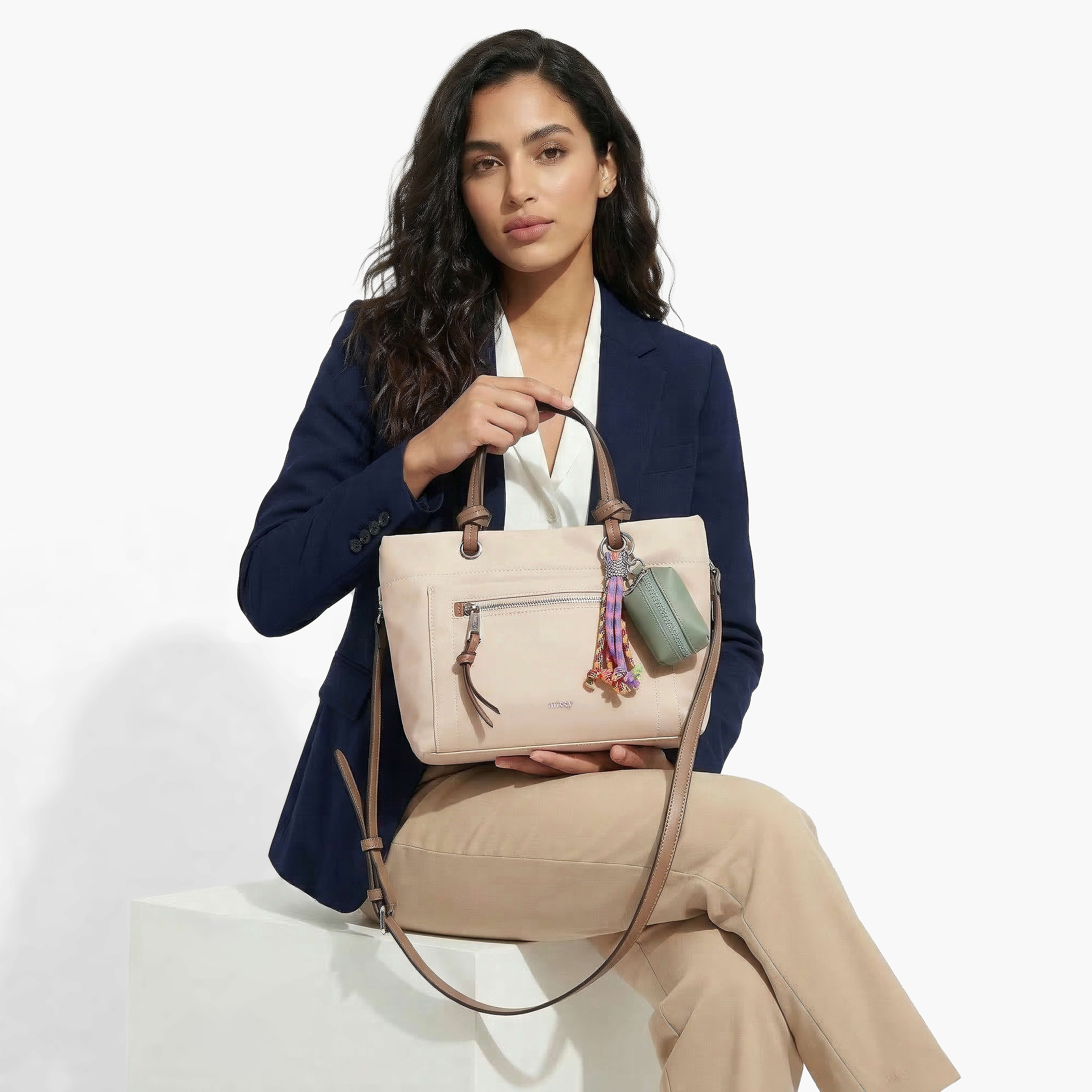 شنطة توتي سادة بدلاية من ميسي-women-bagsandwallets-handbags-image-9