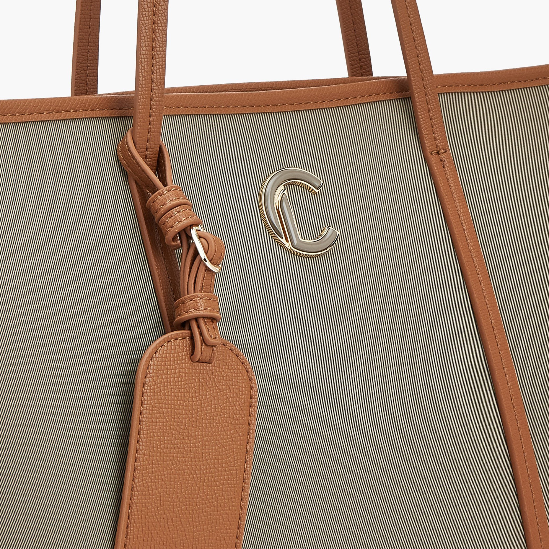 شنطة توتي بارزة الملمس بمقابض مزدوجة من لو كونفورت-women-bagsandwallets-handbags-image-3