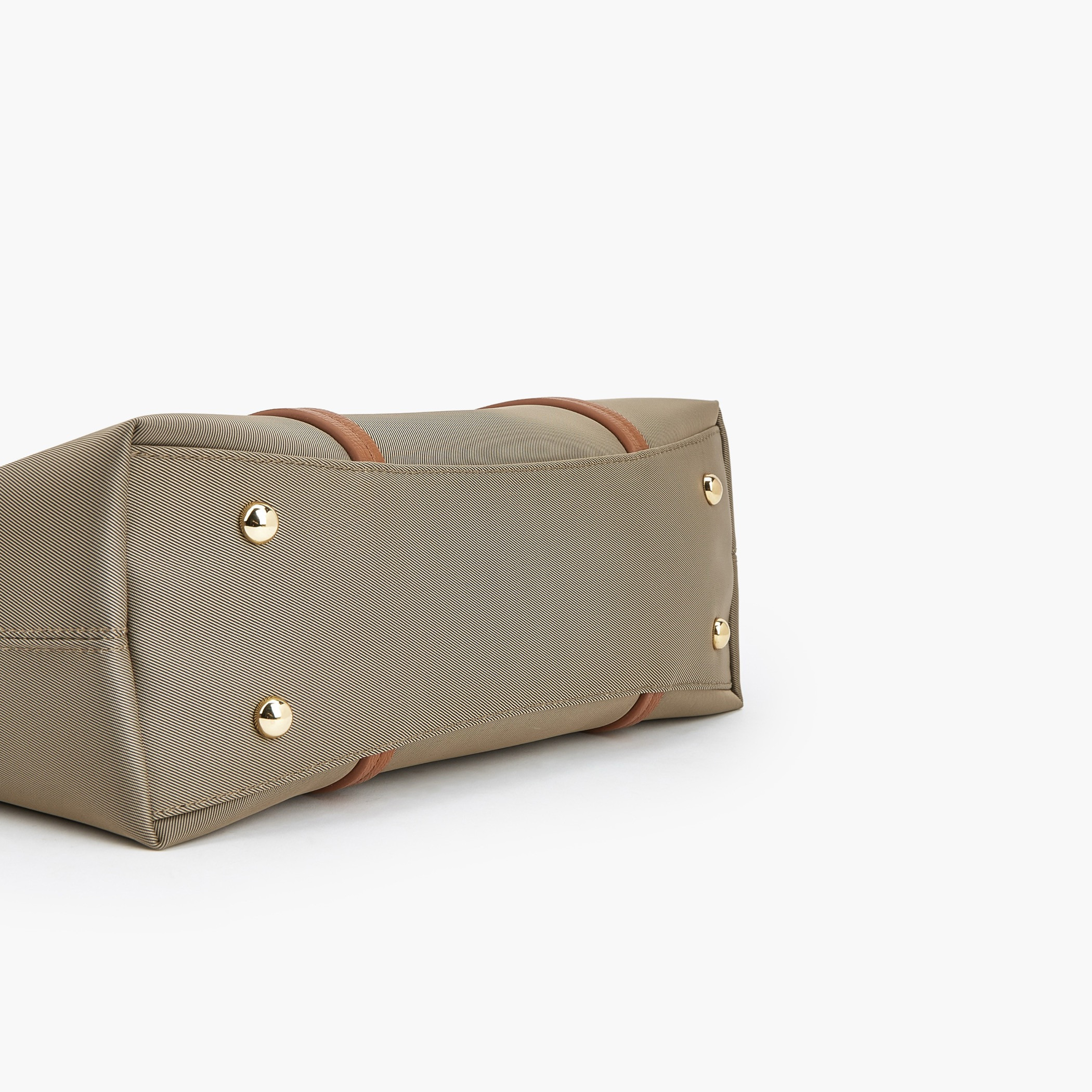 شنطة توتي بارزة الملمس بمقابض مزدوجة من لو كونفورت-women-bagsandwallets-handbags-image-6