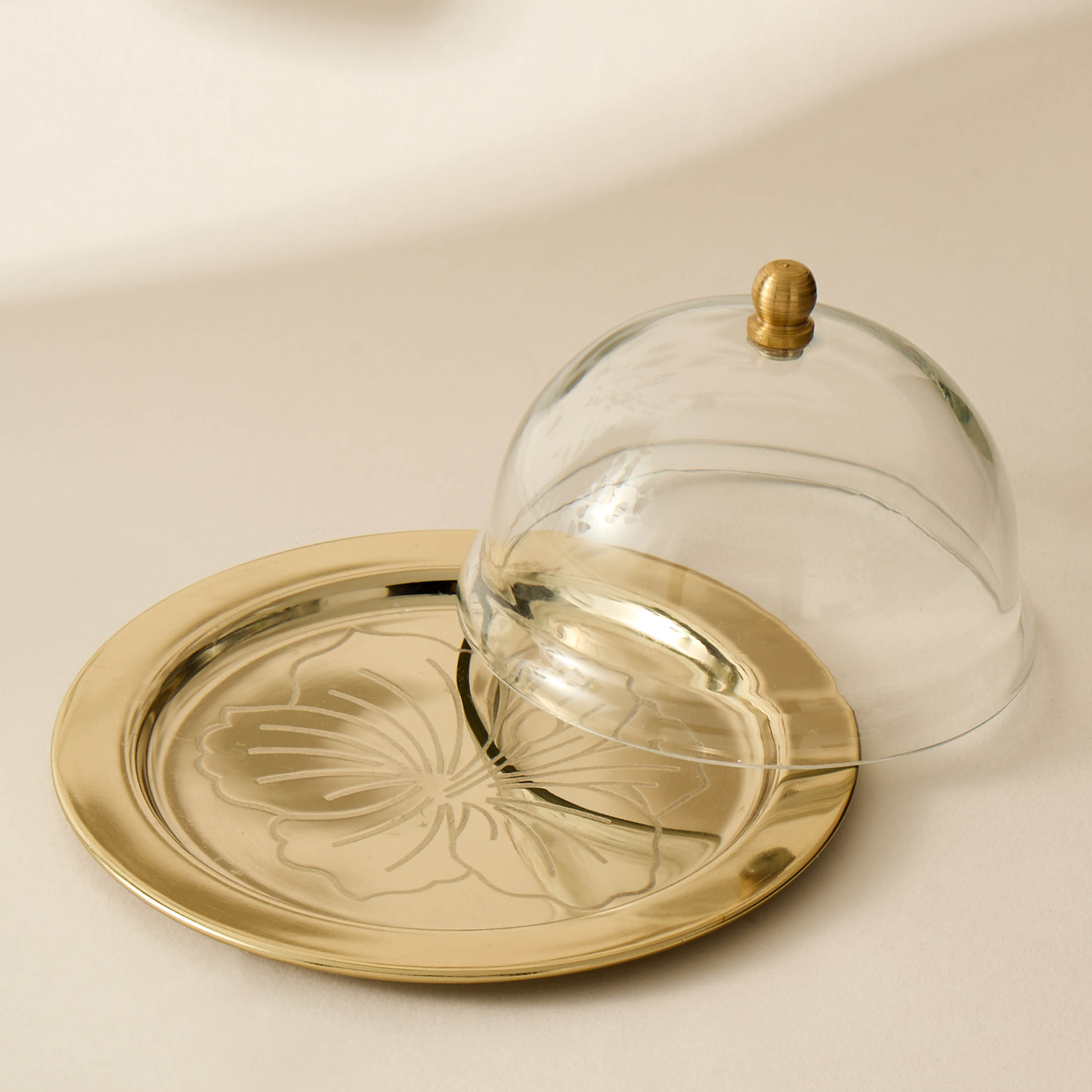 صينية تمر بغطاء قبة ونقوش زهرية - 17 سم-household-dining-serveware-servingtrays-image-3
