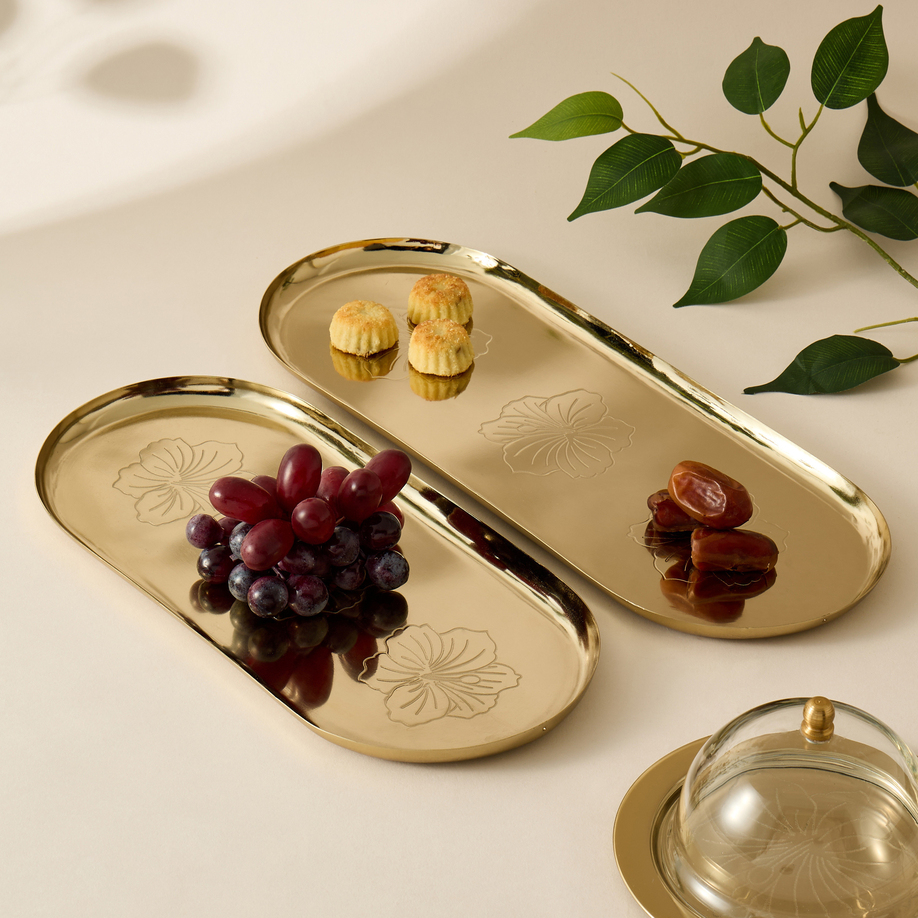 Hibiscus Engraved Oval Serving Tray - 35x16 cms-household-decor-boxesandtrays-image-3