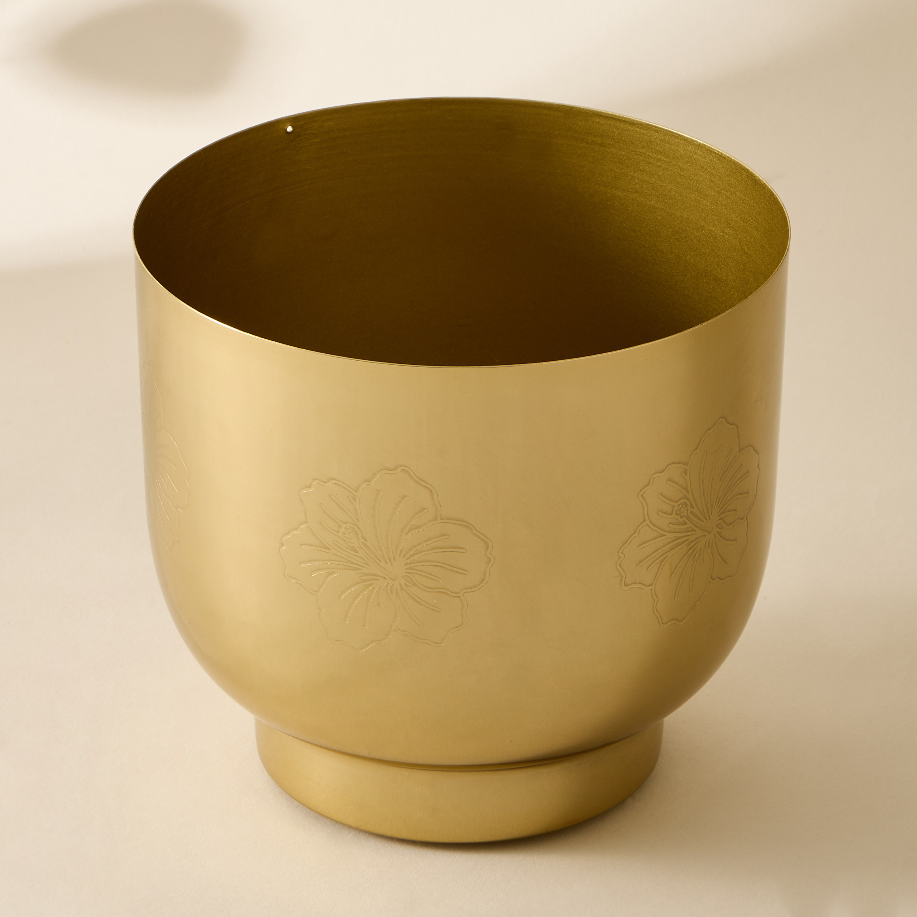 Hibiscus Engraved Metal Planter - 15 cms-household-gardenandoutdoor-trellisandstands-plantrisers-image-2