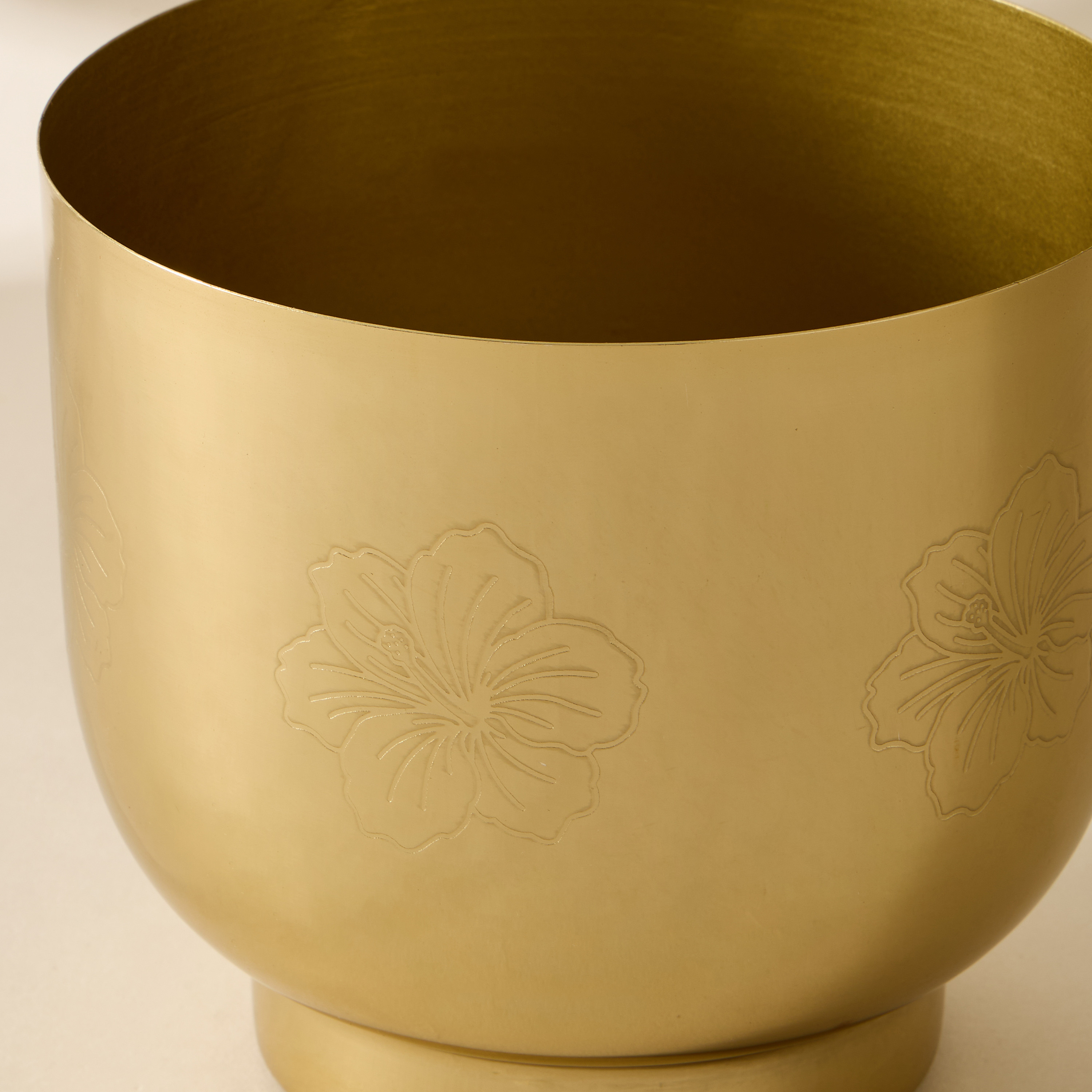Hibiscus Engraved Metal Planter - 15 cms-household-gardenandoutdoor-trellisandstands-plantrisers-image-3