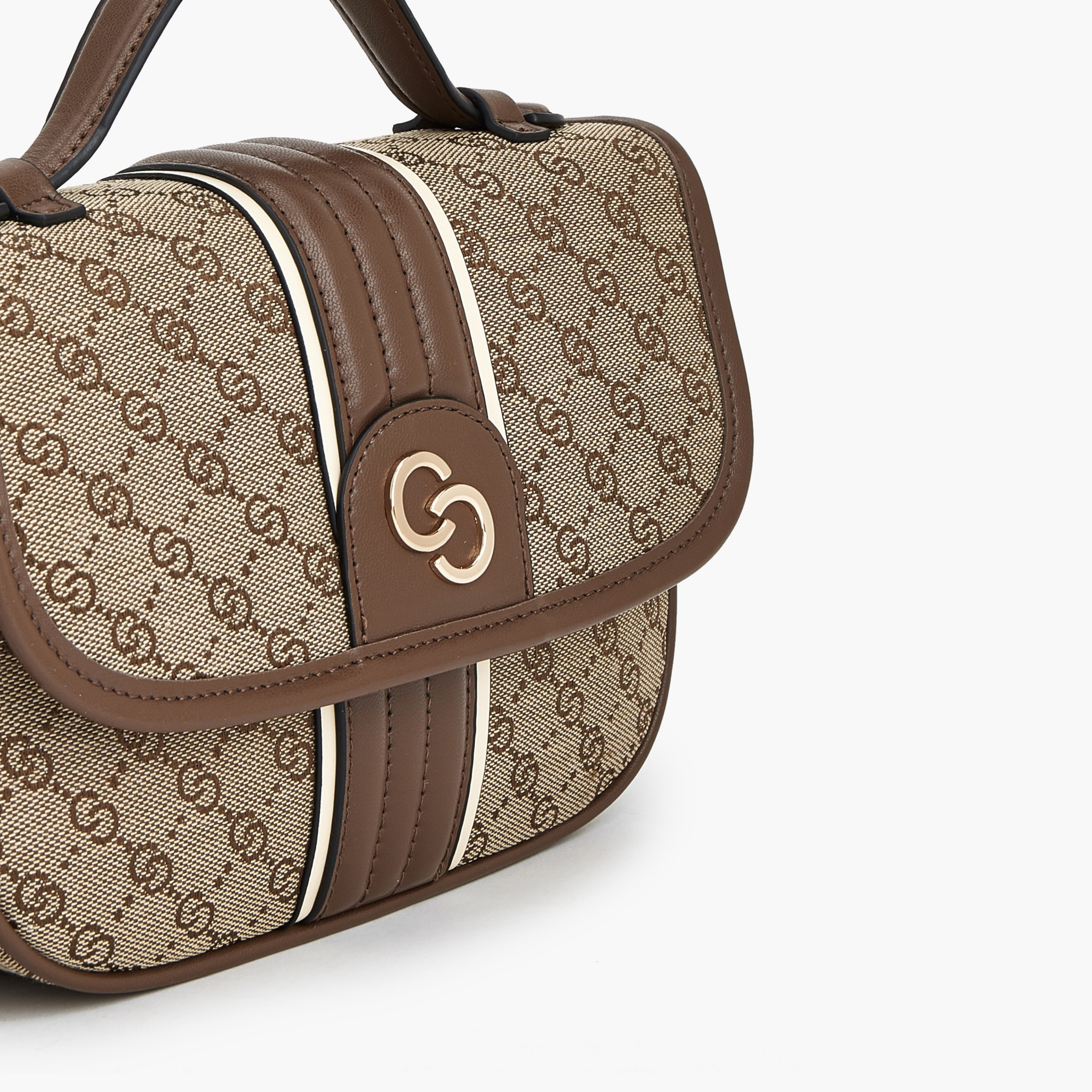 شنطة ساتشيل بملمس مونوجرام بارز وحزام قابل للفصل من سيليست-women-bagsandwallets-handbags-image-5