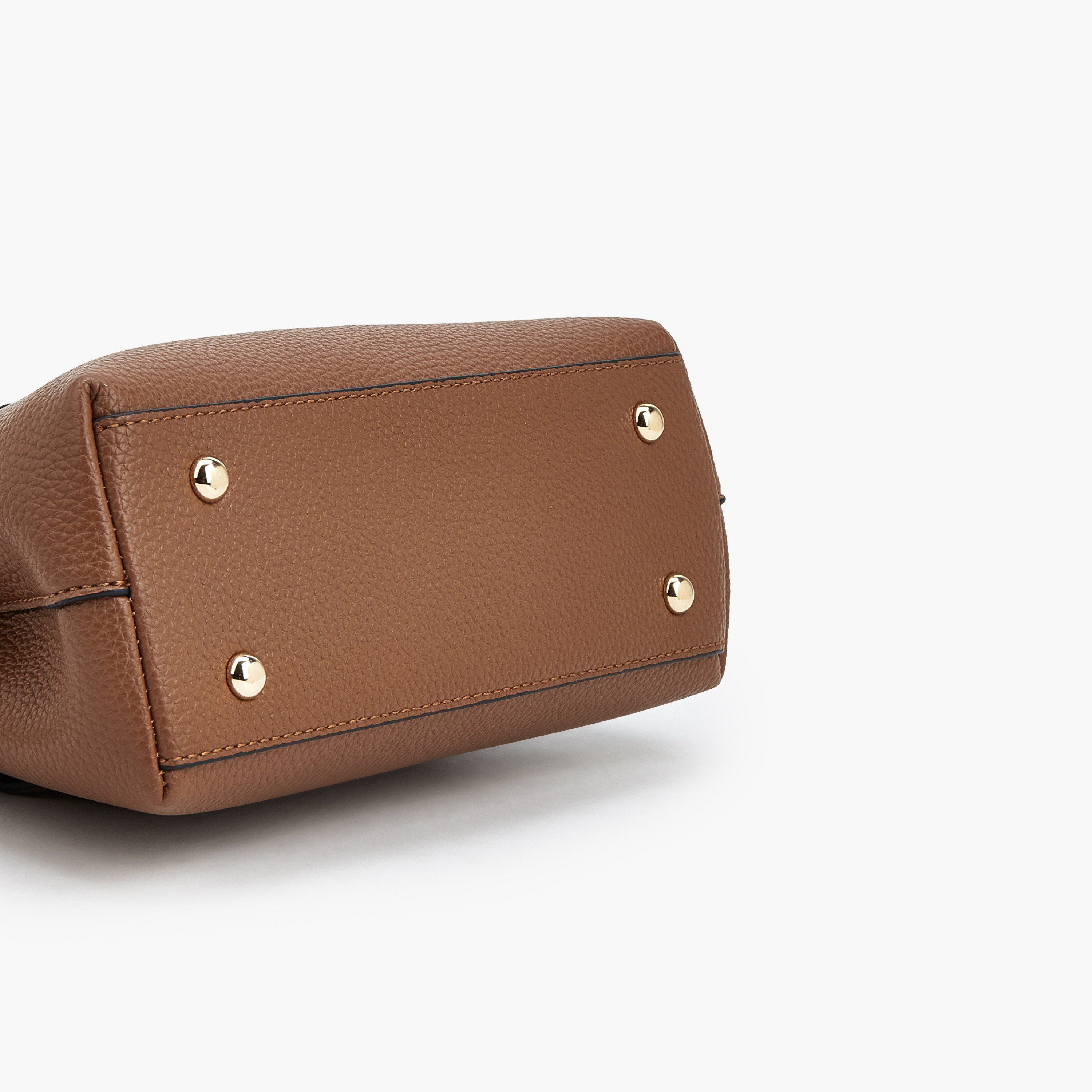 شنطة توتي بتفاصيل إبزيم ومقبض مزدوج من سيليست-women-bagsandwallets-handbags-image-7