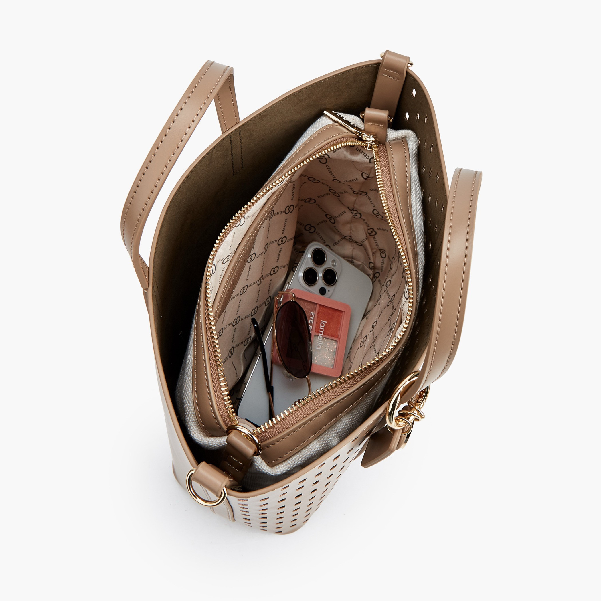 شنطة توت بتفاصيل مفرغة وشنطة صغيرة من سيليست-women-bagsandwallets-handbags-image-11