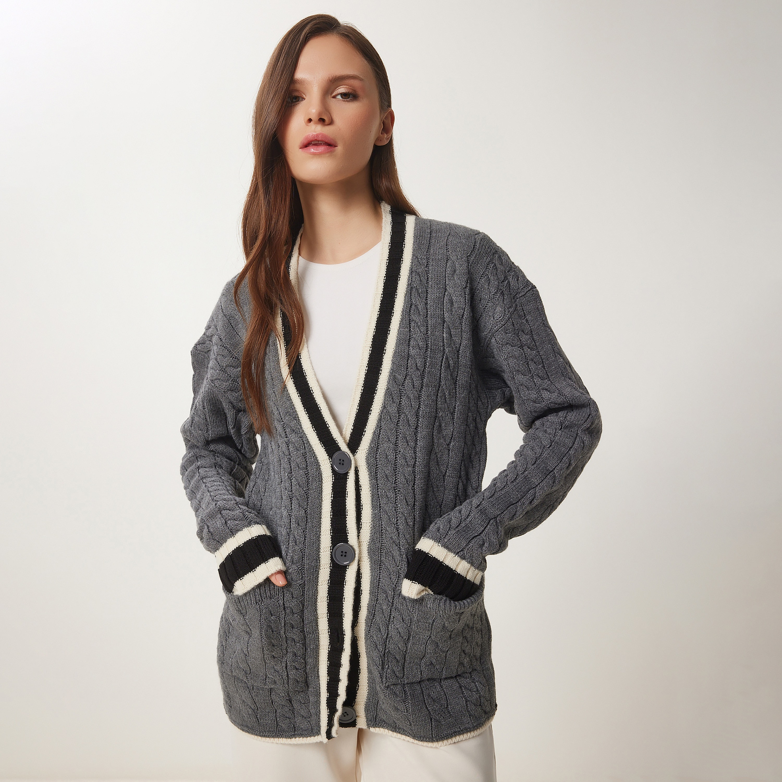 سعادة إسطنبول كابل محبوك بأكمام منسدلة من كارديغان نسائي-women-winterwear-cardigansandjumpers-cardigans-image-2