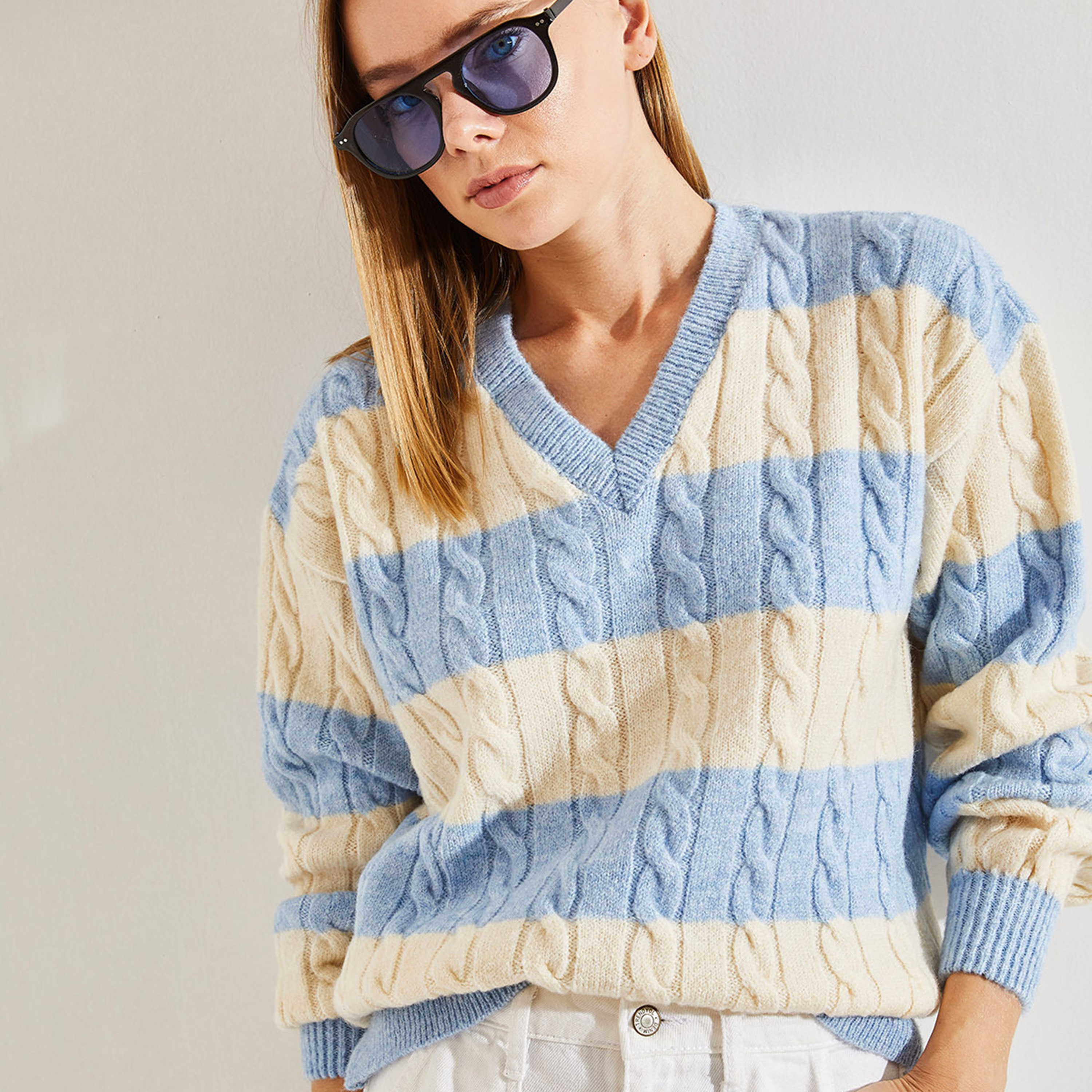 كنزة نسائية محبوكة بنمط كابل من بيانكو لوتشي-women-clothing-cardigansandjumpers-jumpers-image-5