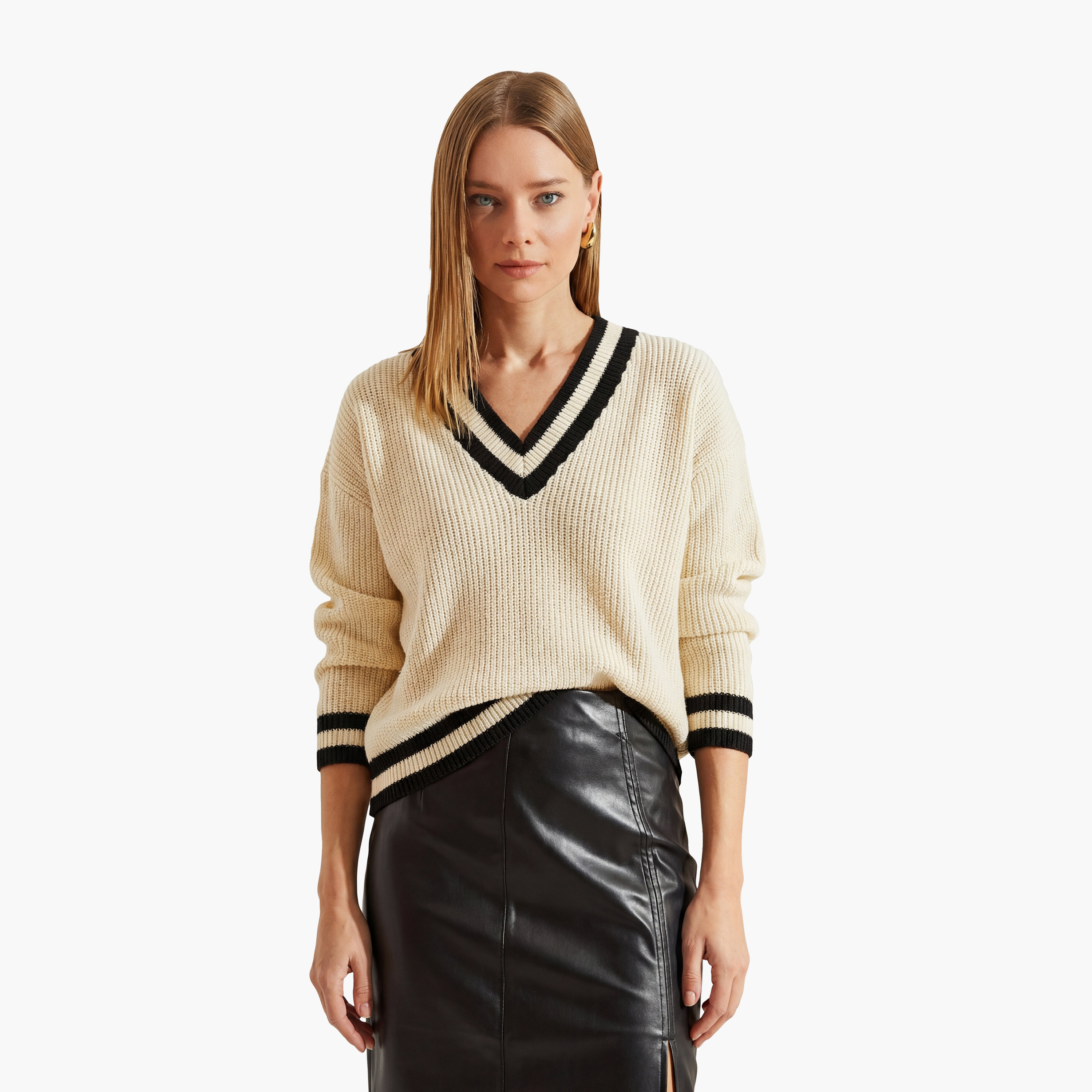 كنزة نسائي مضلع بأكمام كيب باللون الكريمي من بيانكو لوتشي-women-clothing-cardigansandjumpers-jumpers-image-1