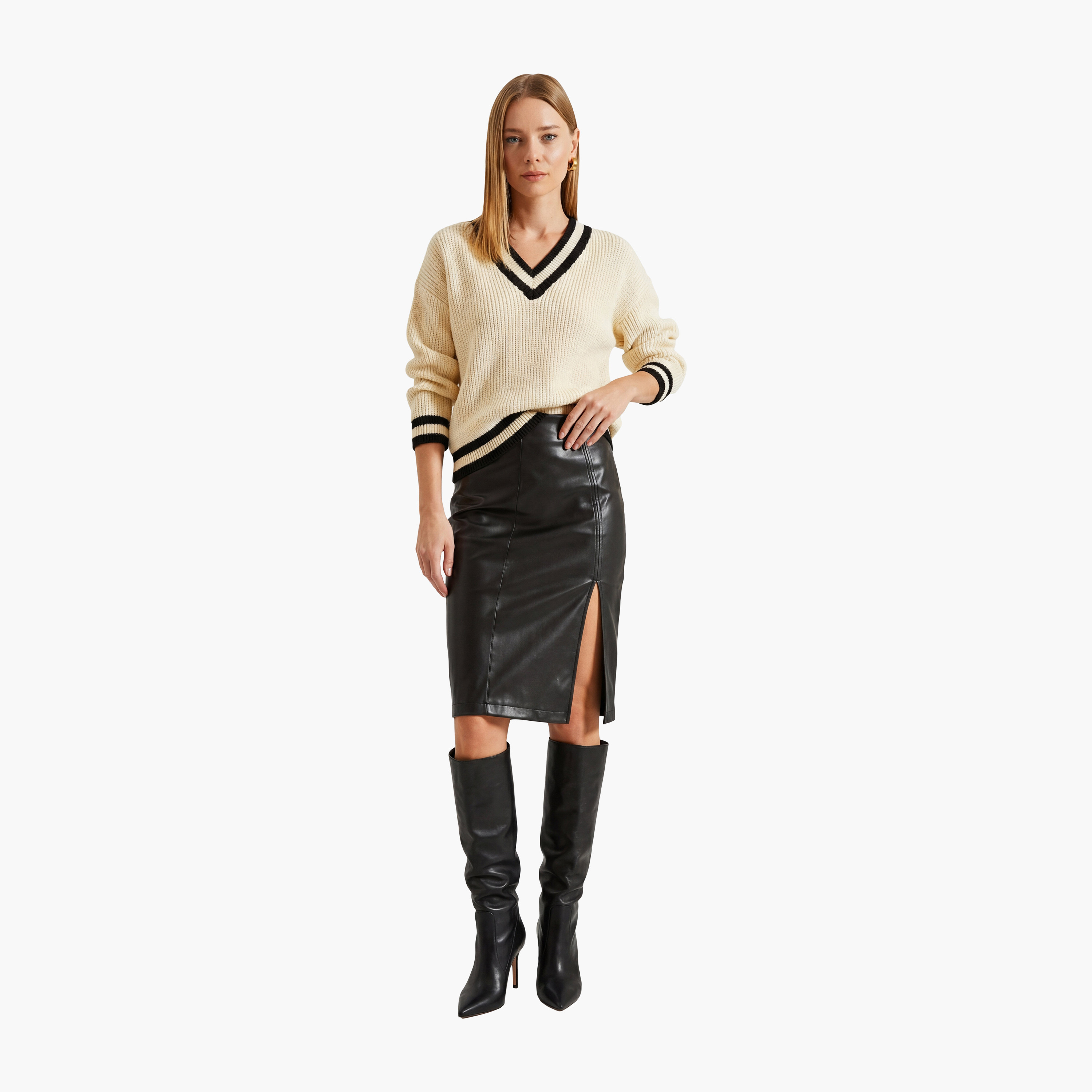 كنزة نسائي مضلع بأكمام كيب باللون الكريمي من بيانكو لوتشي-women-clothing-cardigansandjumpers-jumpers-image-2