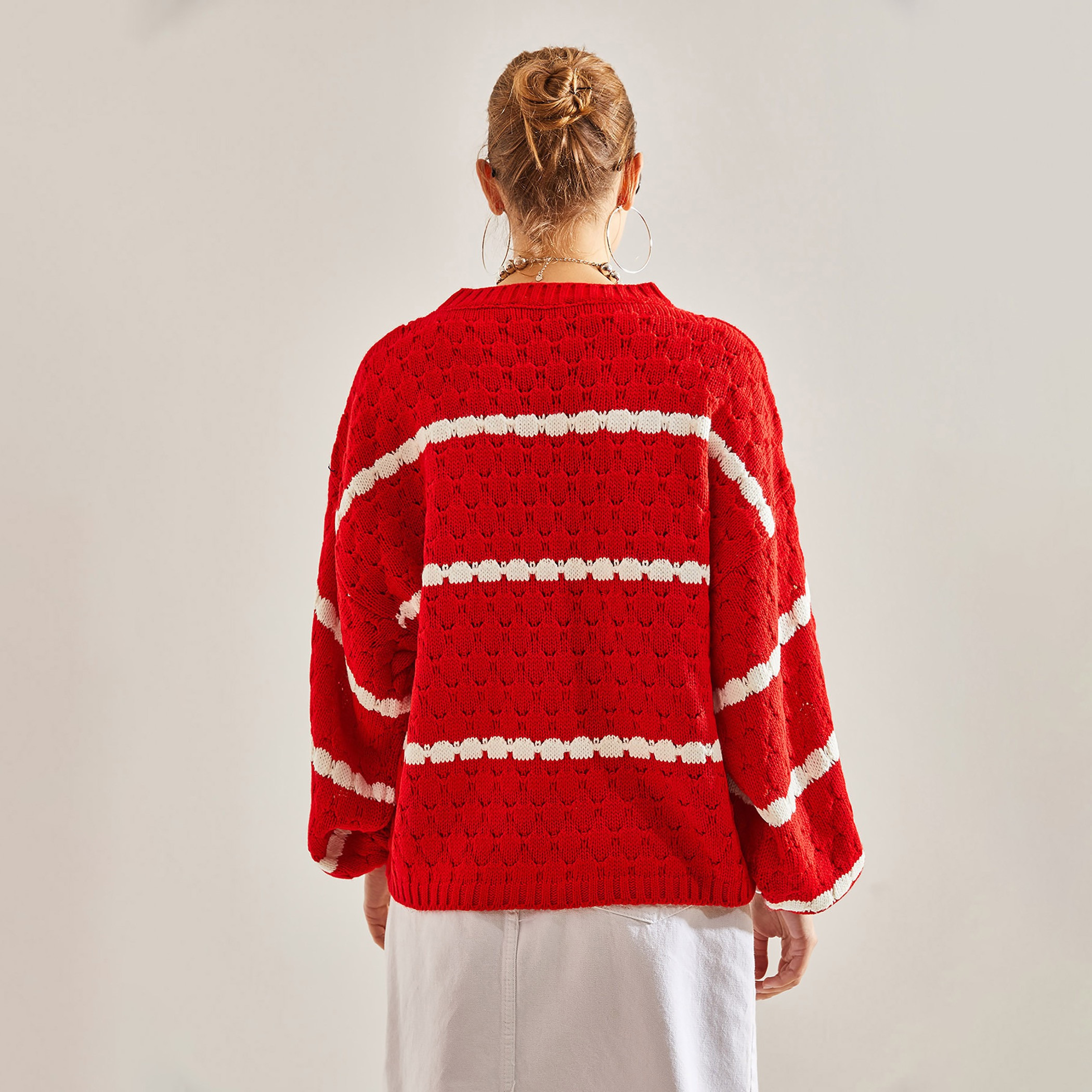كنزة نسائي محبوك بأكمام منسدلة ومخطط باللون الأحمر من بيانكو لوتشي-women-clothing-cardigansandjumpers-jumpers-image-2