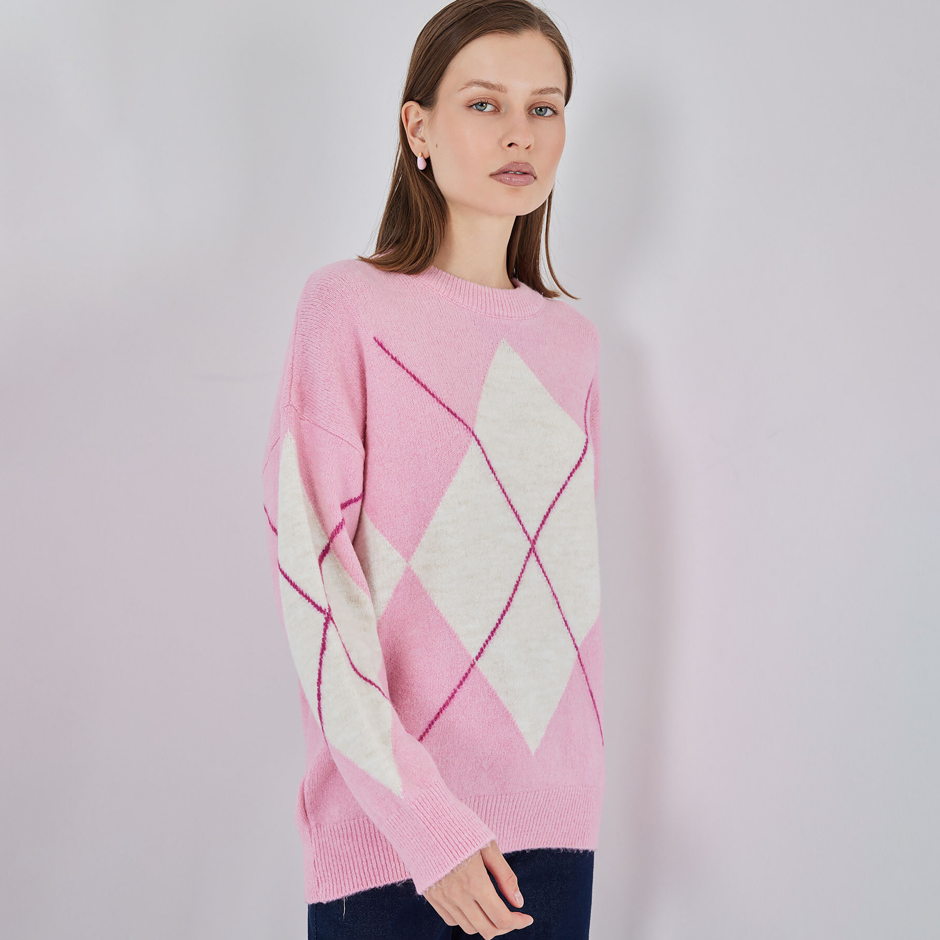 كنزة نسائي بنقشة المعينات وأكمام منسدلة من بيجدارت-women-clothing-cardigansandjumpers-jumpers-image-3