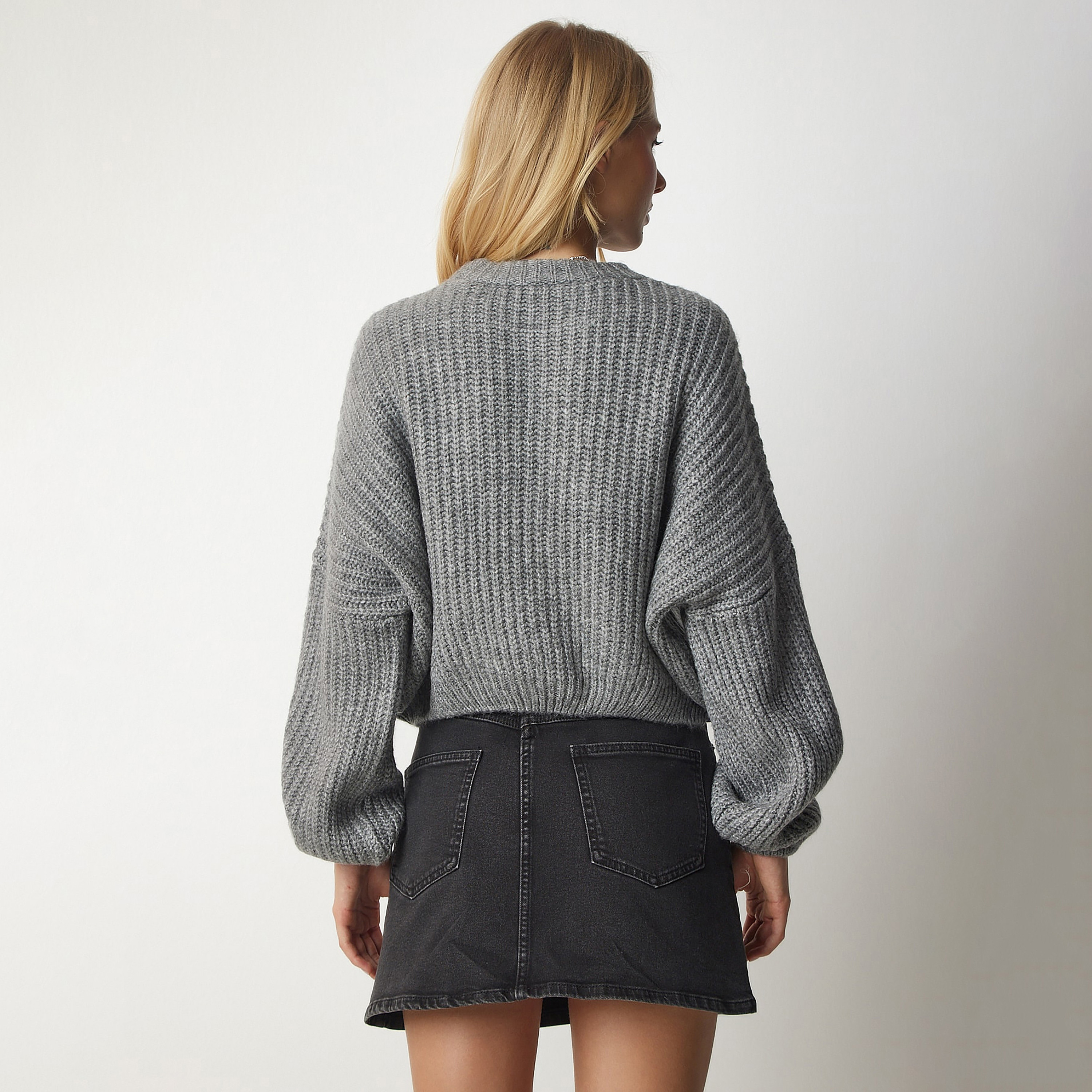 سعادة إسطنبول سترة نسائية بأكمام رمادية مضلعة ومنسدلة-women-clothing-cardigansandjumpers-jumpers-image-2
