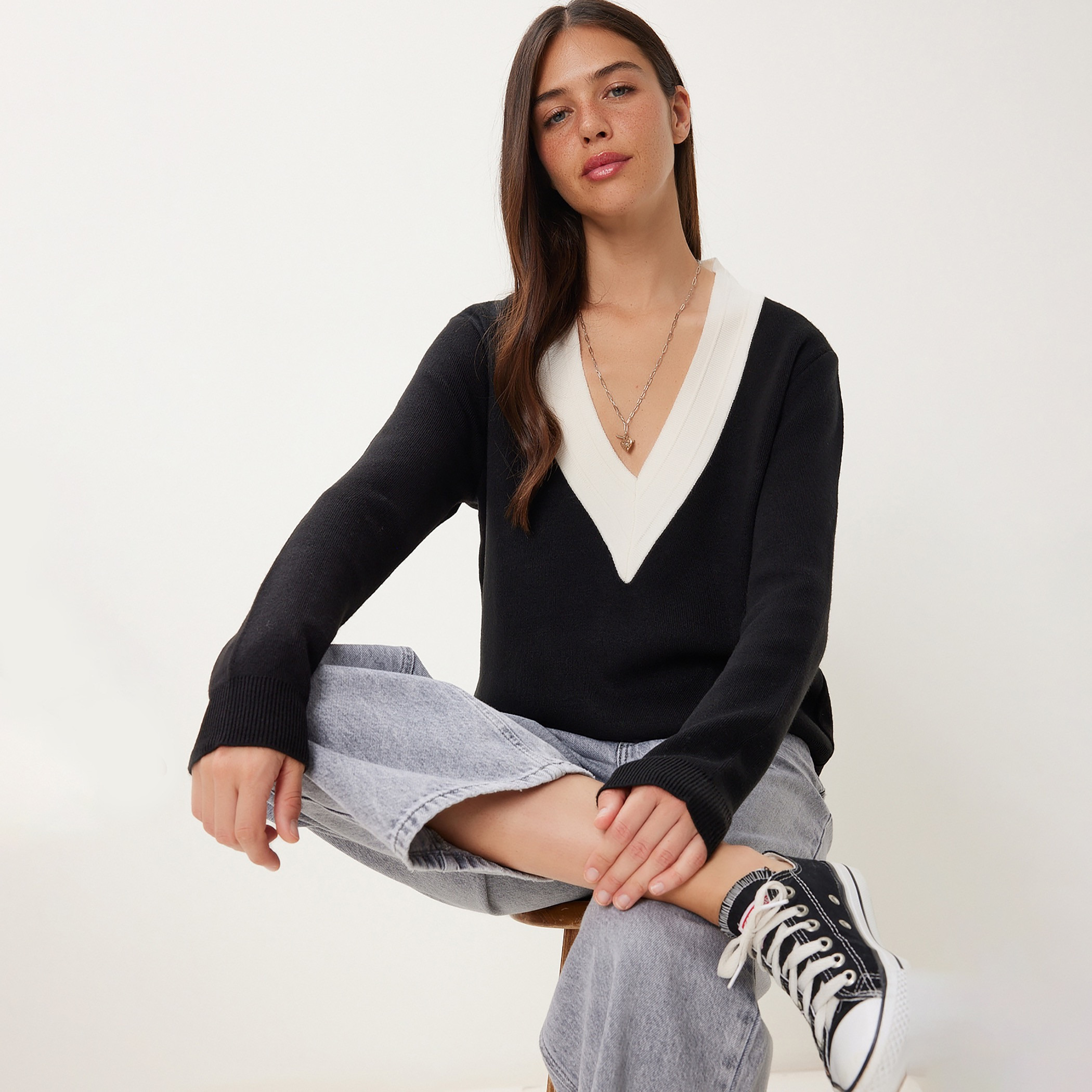 سعادة إسطنبول سترة نسائية سوداء-women-clothing-cardigansandjumpers-jumpers-image-2