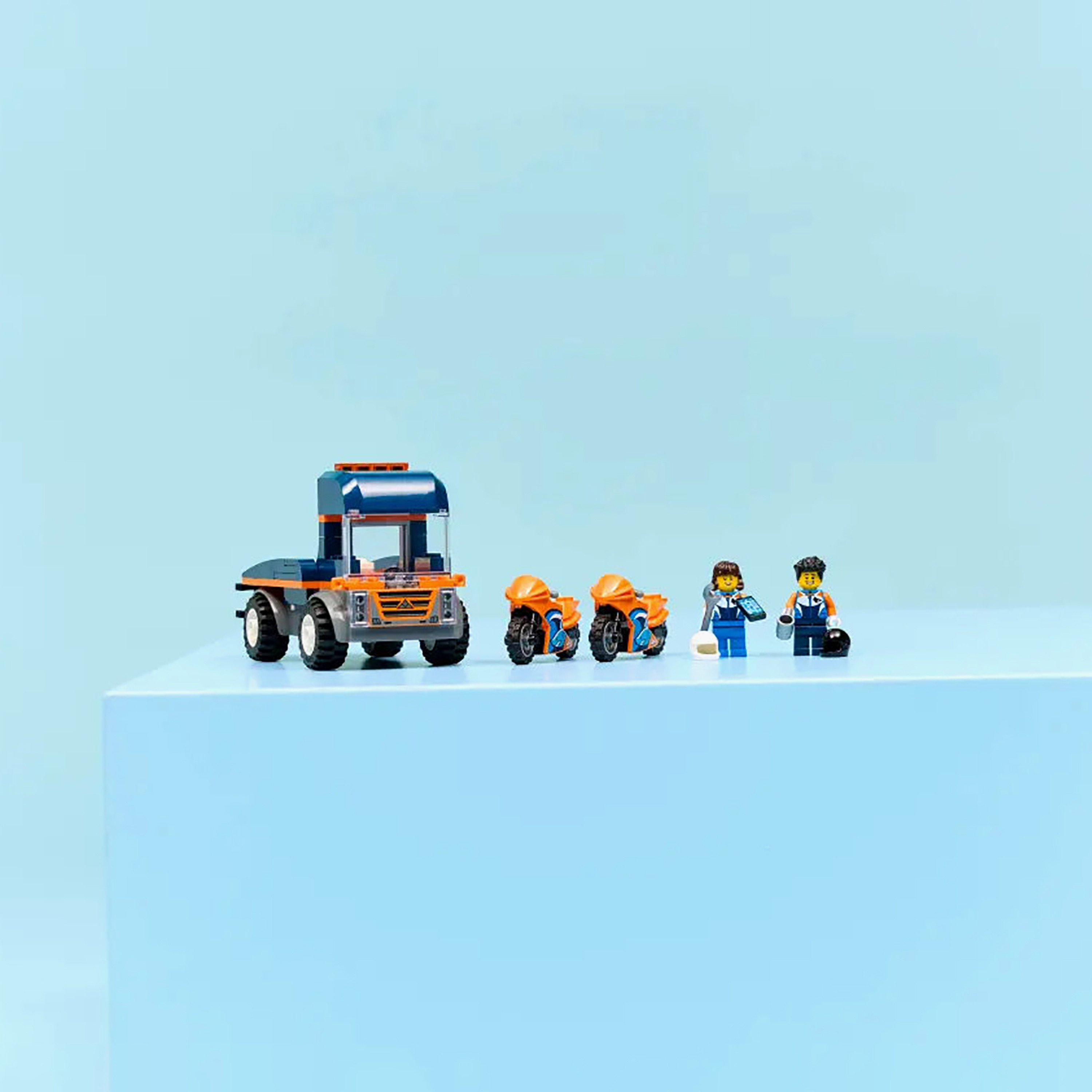 LEGO City Motorcycle Transporter Toy and 2 Minifigures 60491-toys-buildingblocks-blocks-image-4