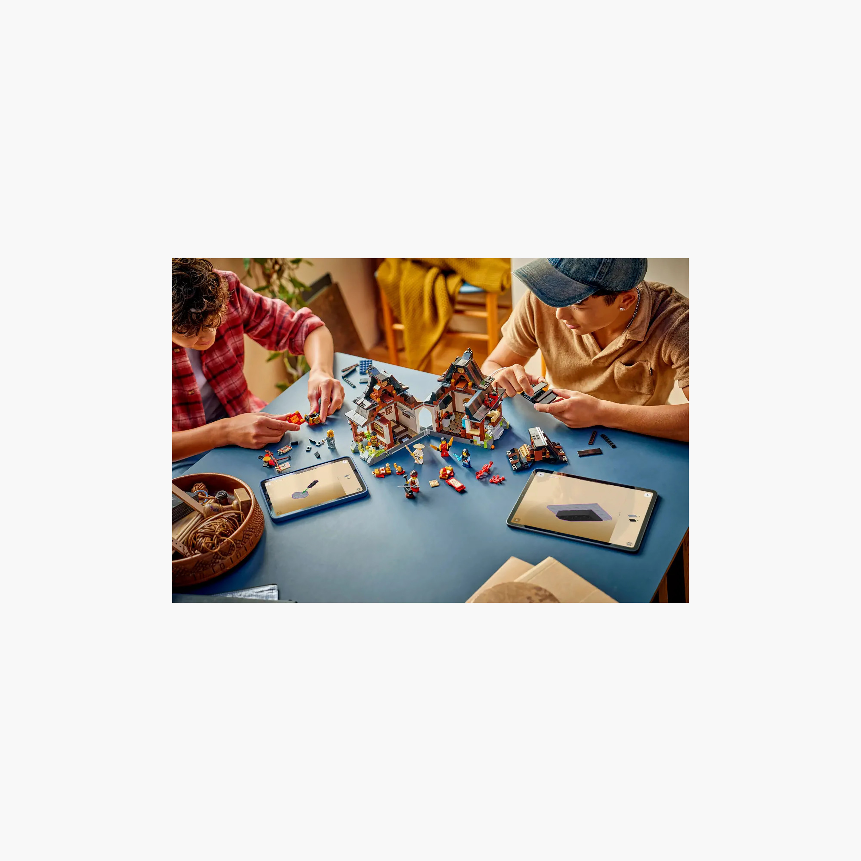 LEGO NINJAGO Four Weapons Blacksmith 15th Anniversary 71858-toys-buildingblocks-blocks-image-4