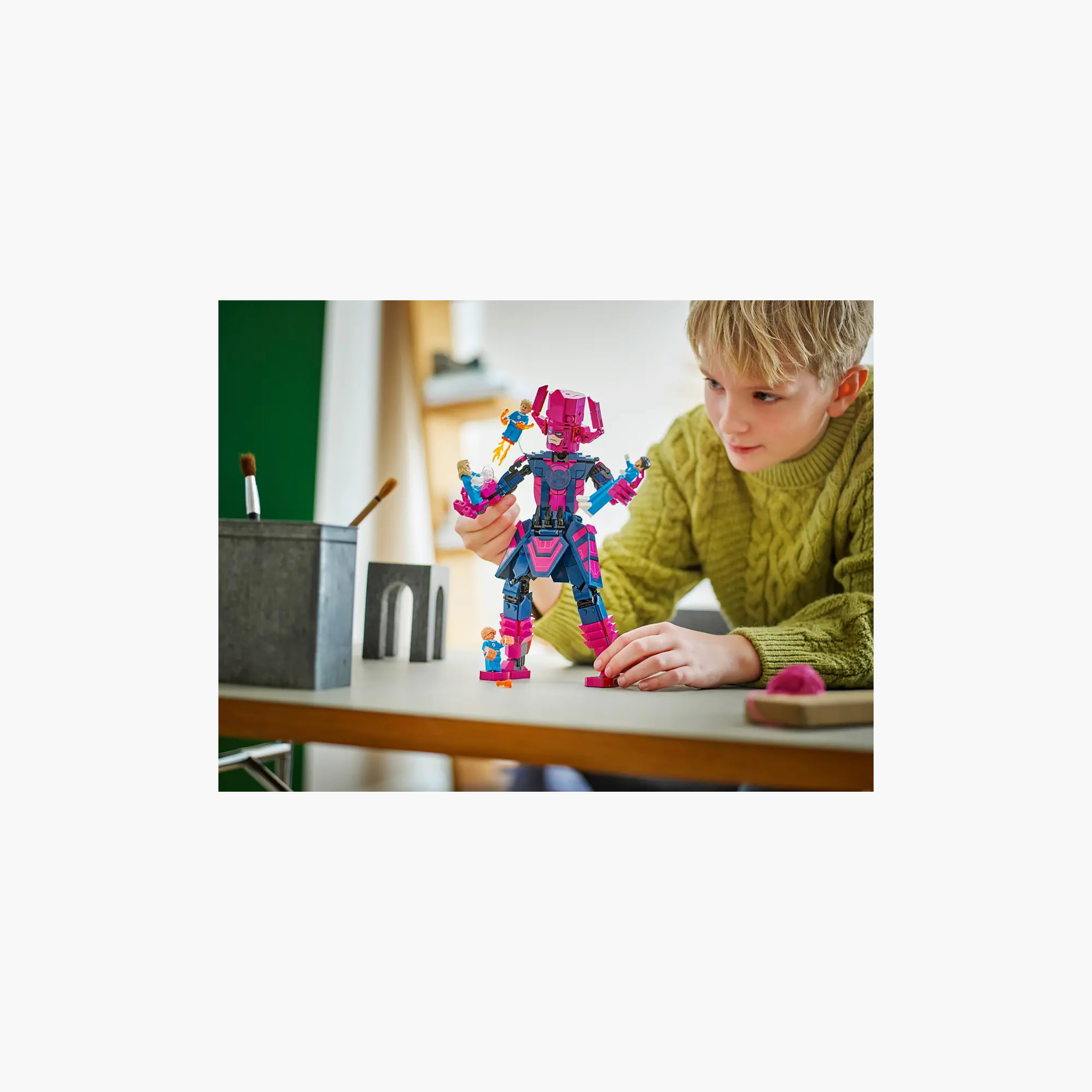 LEGO ǀ Marvel Fantastic Four vs. Galactus Construction Figure 76316-toys-buildingblocks-blocks-image-2