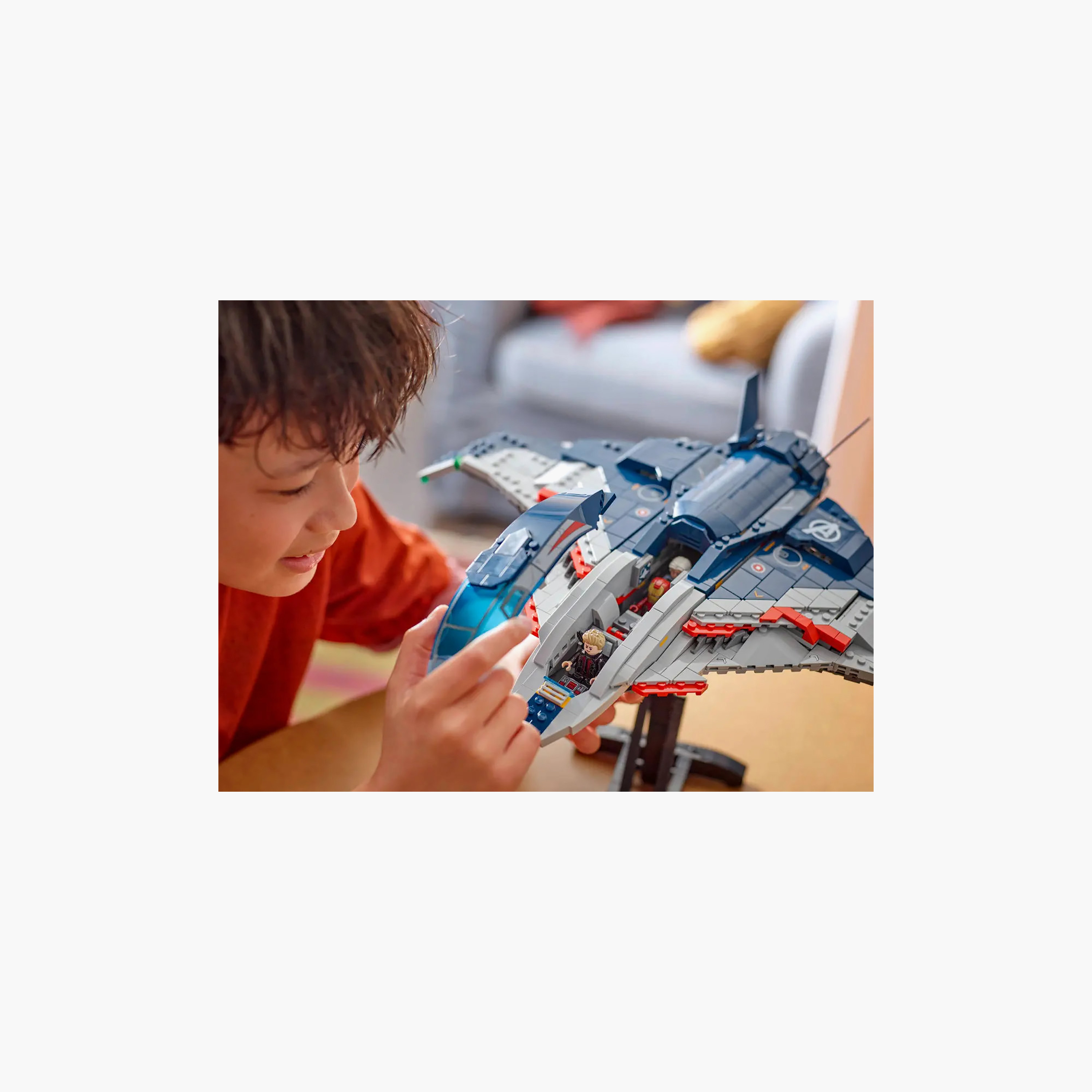 LEGO ǀ Marvel Avengers: Age of Ultron Quinjet, Kids’ Building Kit 76325-toys-buildingblocks-blocks-image-12