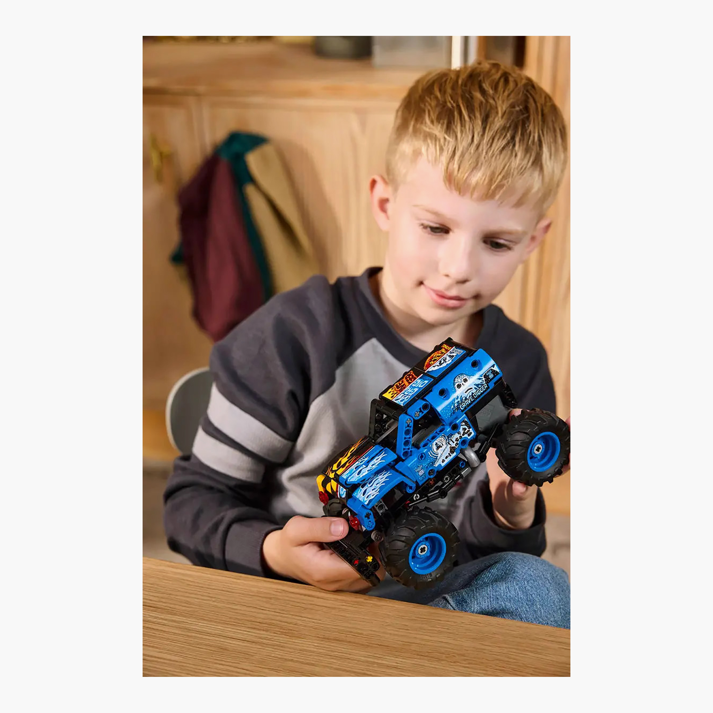 مونستر جام جريف ديجر النار والجليد تكنيك 42219 من ليغو-toys-buildingblocks-blocks-image-2