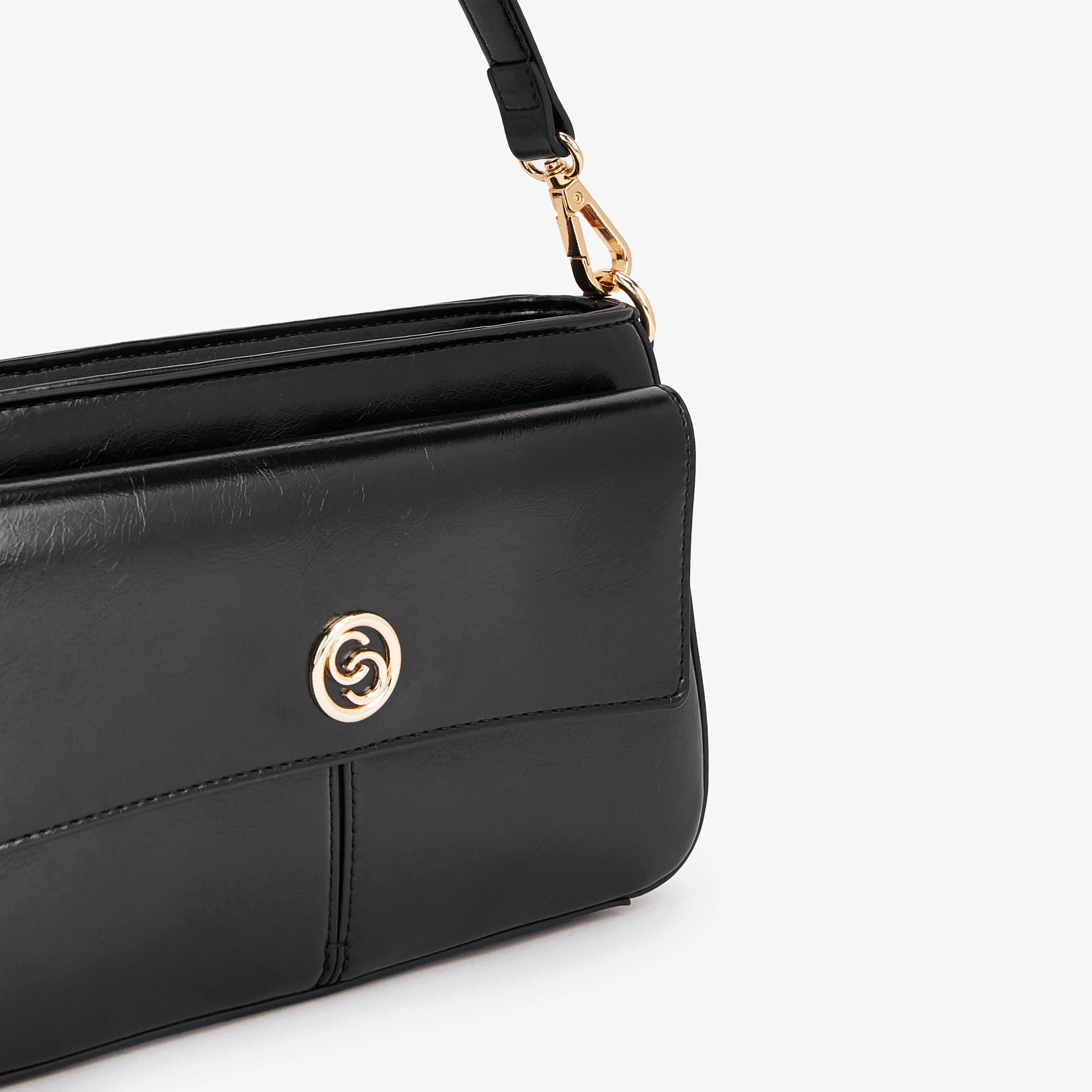 شنطة كروس بودي بحزام قابل للفصل وتفاصيل الشعار من سيليست-women-bagsandwallets-handbags-image-3